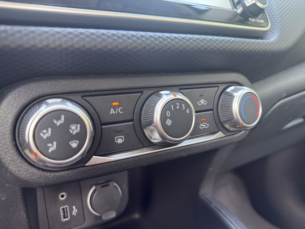 2023 Nissan Kicks S