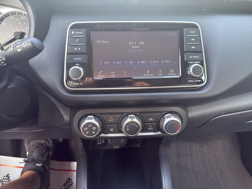 2023 Nissan Kicks S