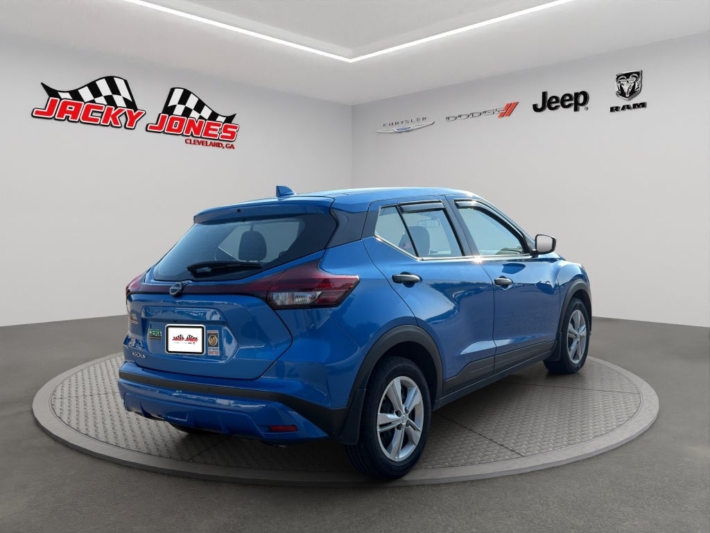 2023 Nissan Kicks S