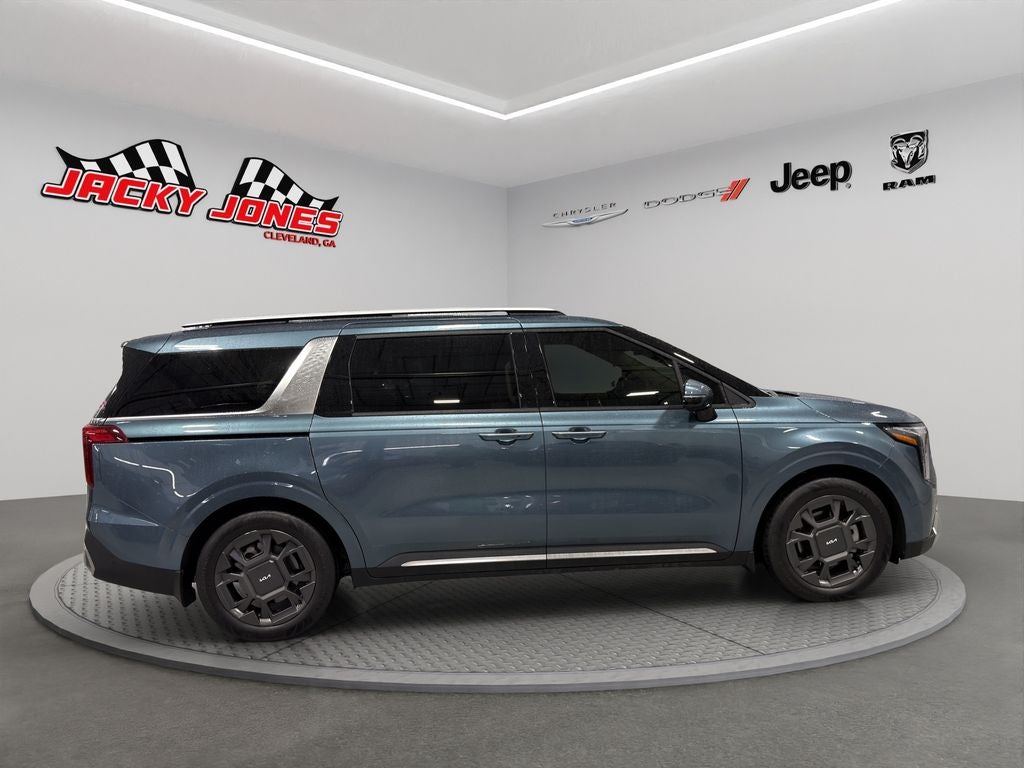 2025 Kia Carnival SX