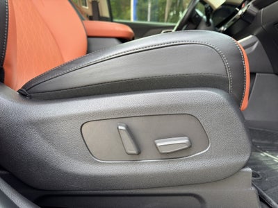 2025 Kia Carnival SX