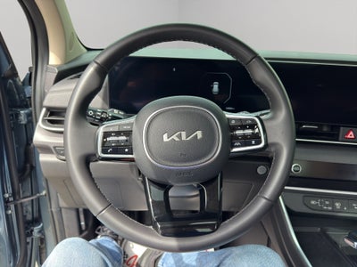 2025 Kia Carnival SX