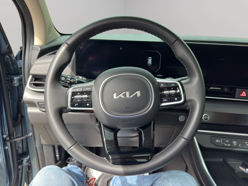 2025 Kia Carnival SX