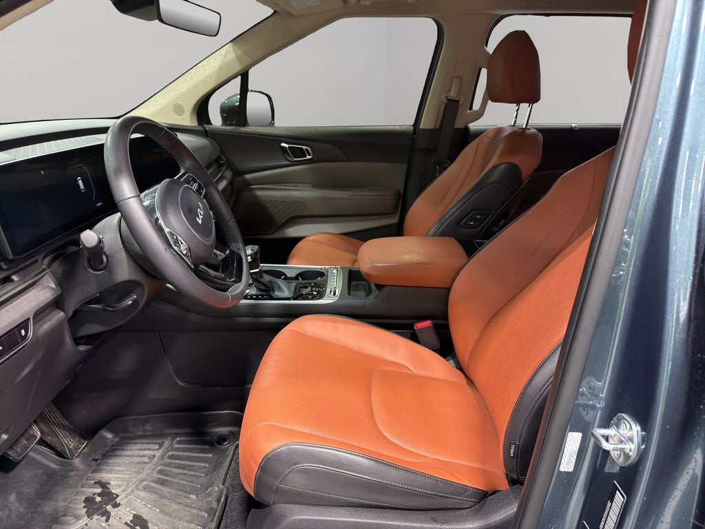2025 Kia Carnival SX