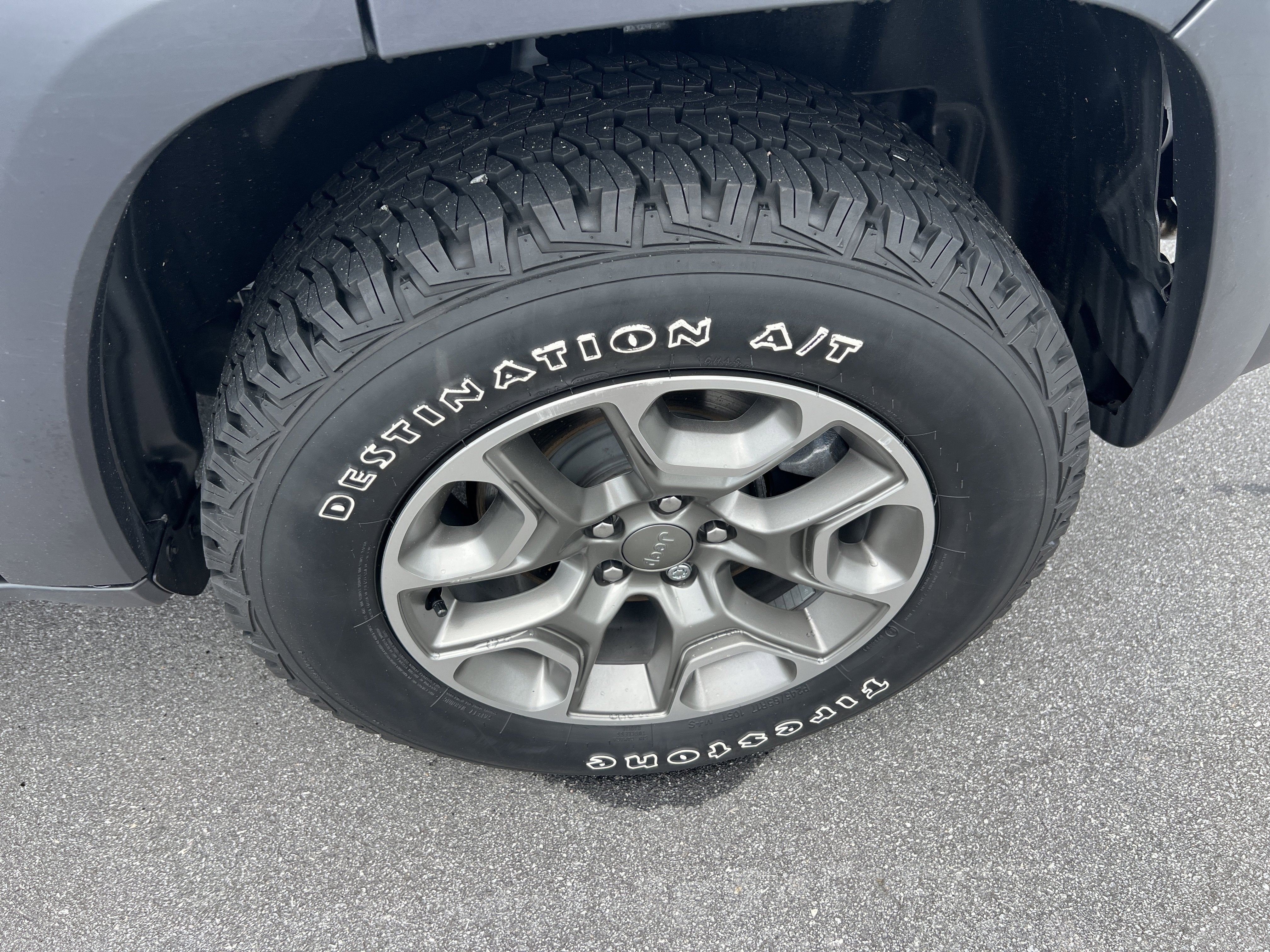 2022 Jeep Cherokee Trailhawk