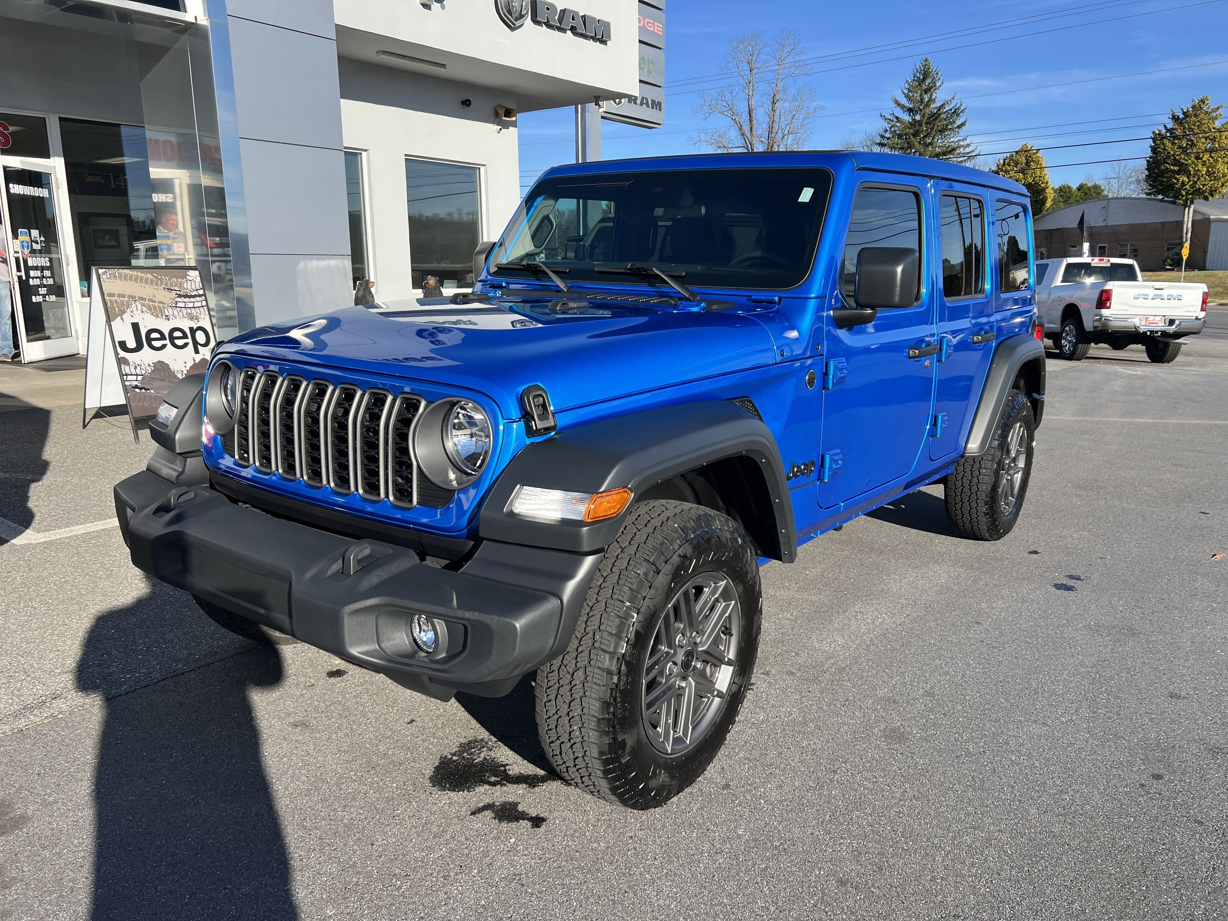 2025 Jeep Wrangler Sport S