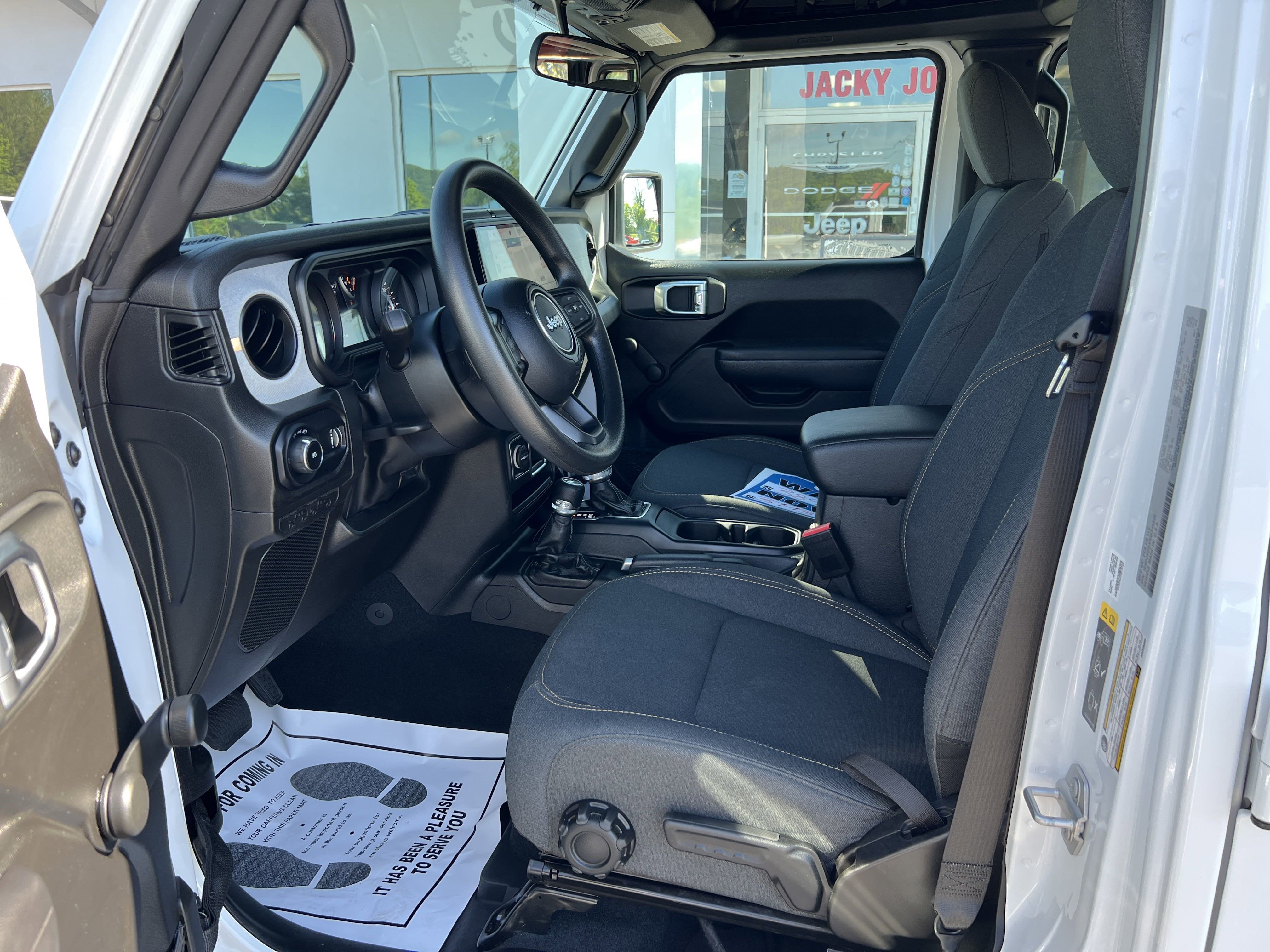 2024 Jeep Wrangler Sport