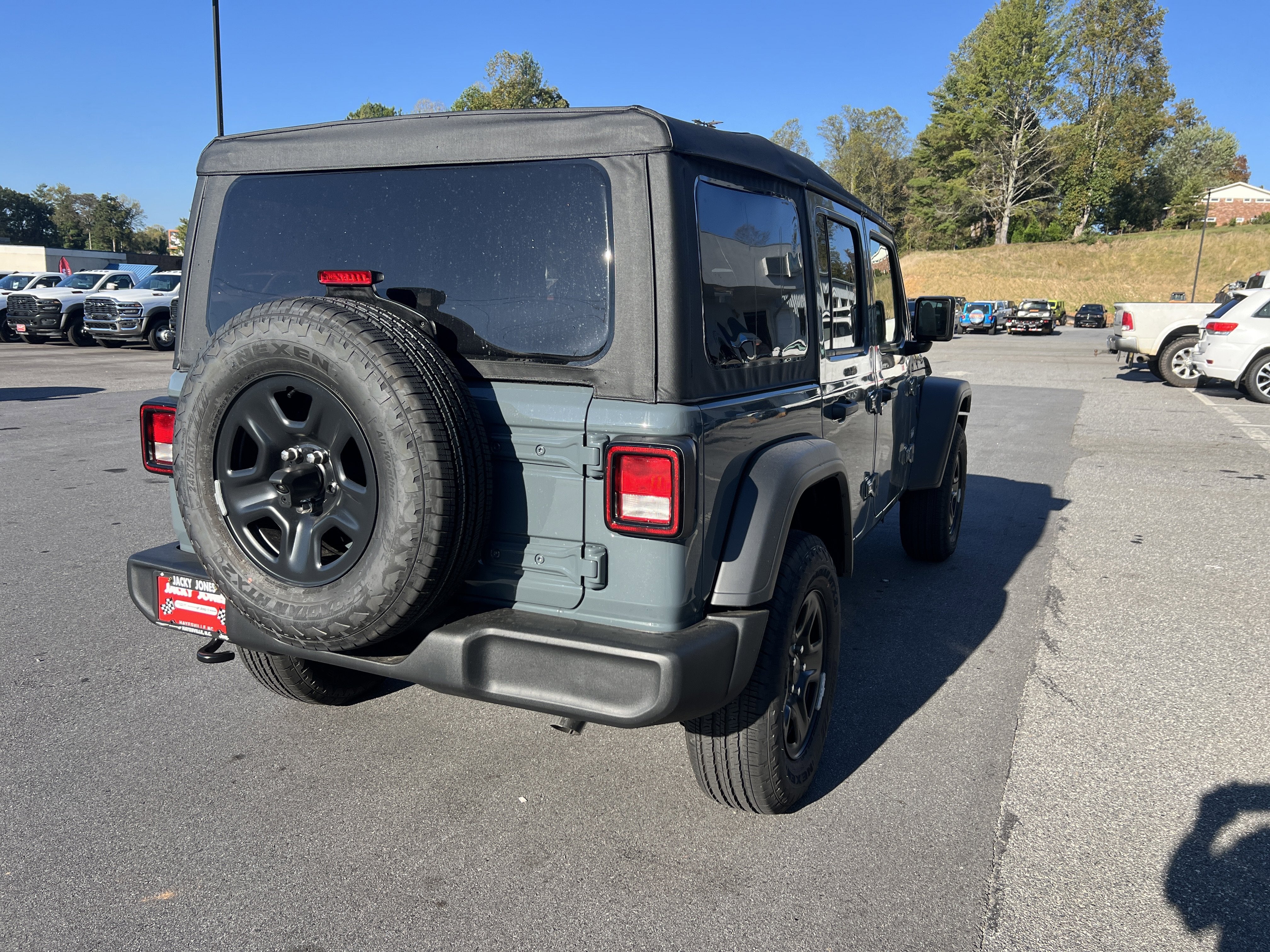 2026 Jeep Wrangler Sport