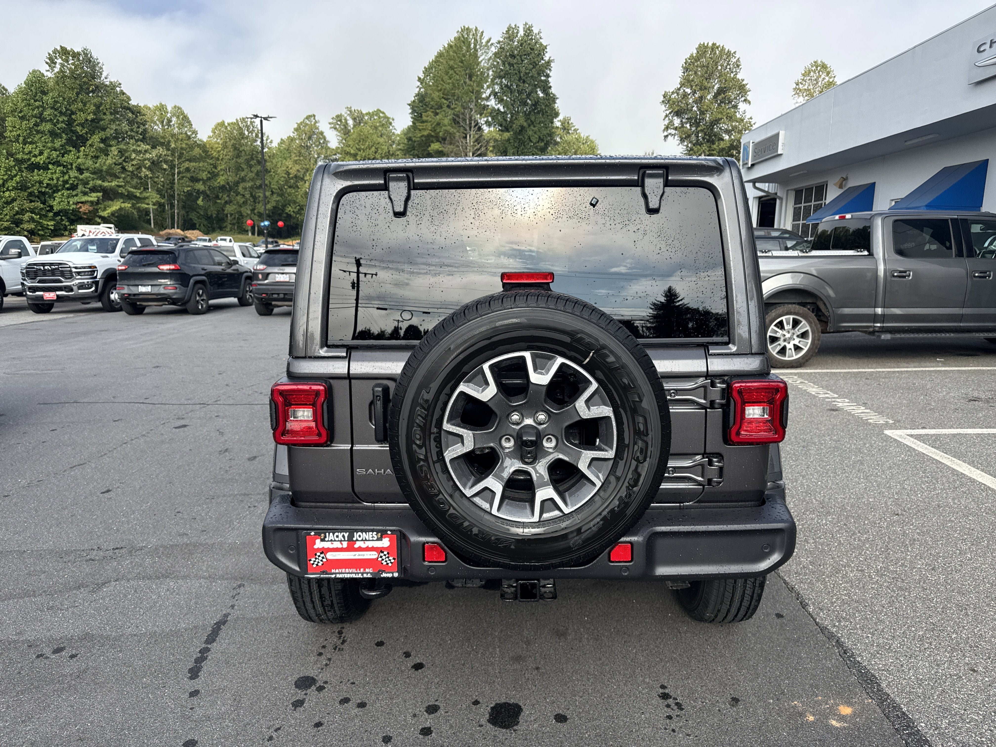 2025 Jeep Wrangler Sahara