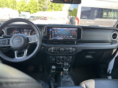 2025 Jeep Wrangler Sahara