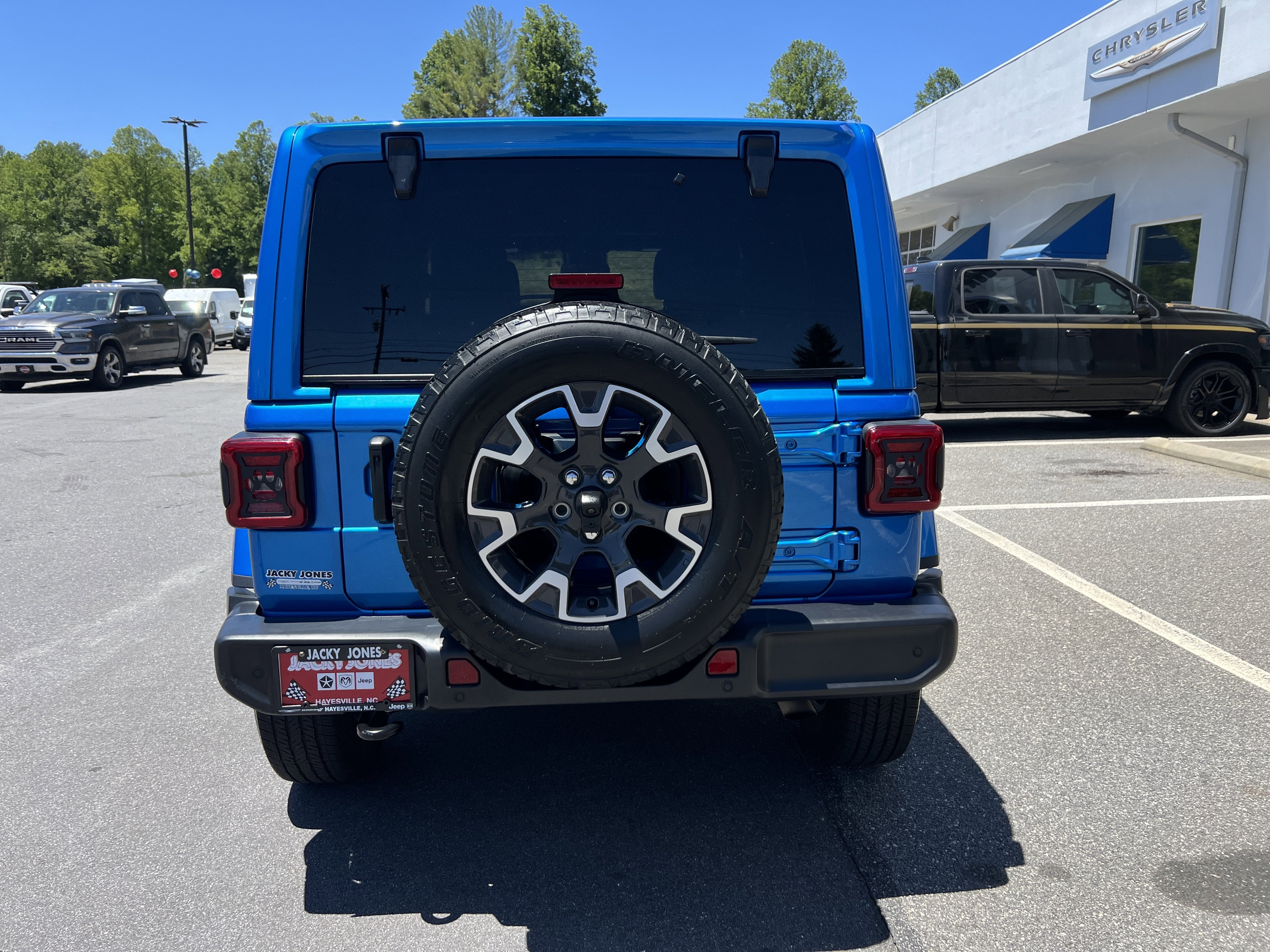 2024 Jeep Wrangler Sahara