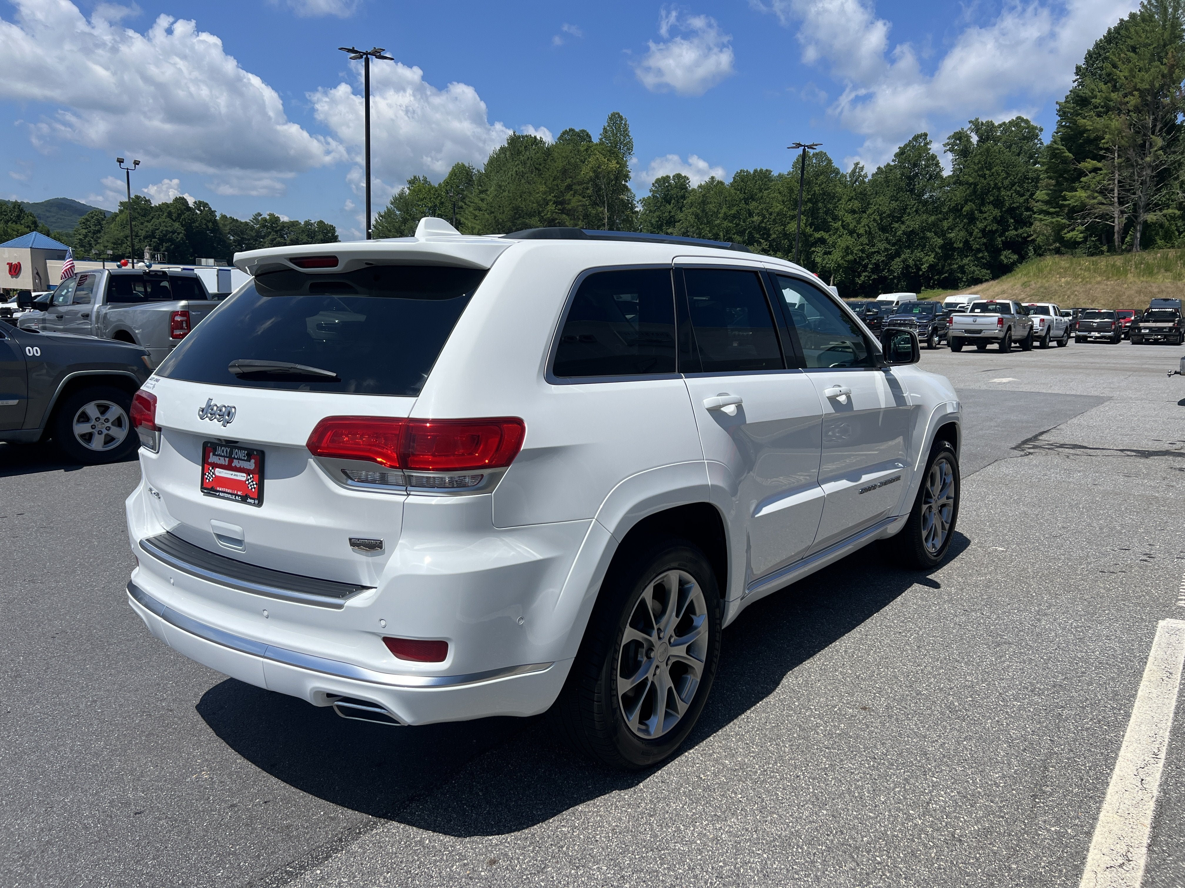 2020 Jeep Grand Cherokee Summit