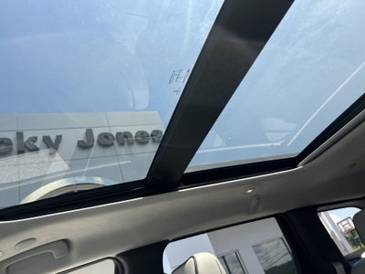2020 Jeep Grand Cherokee Summit
