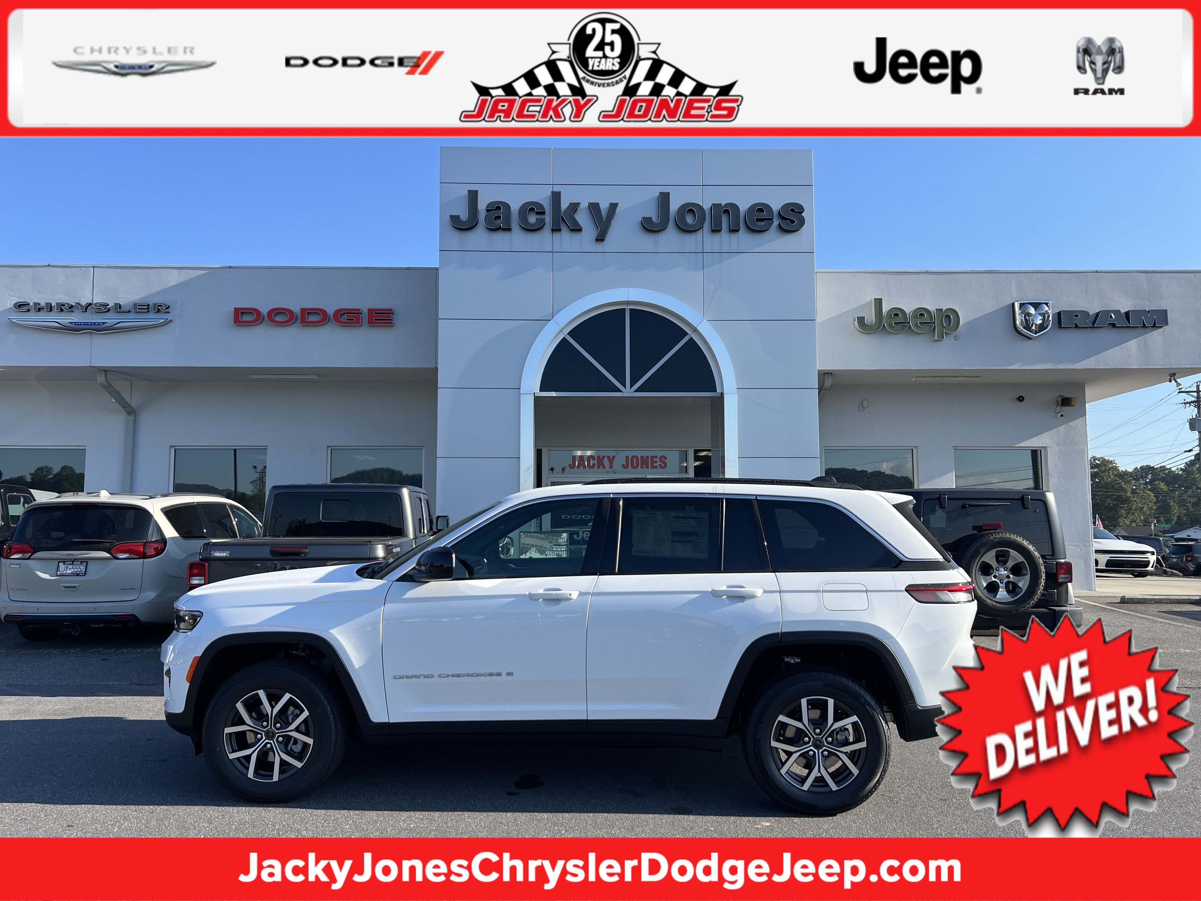 2027 Jeep Grand Cherokee Laredo