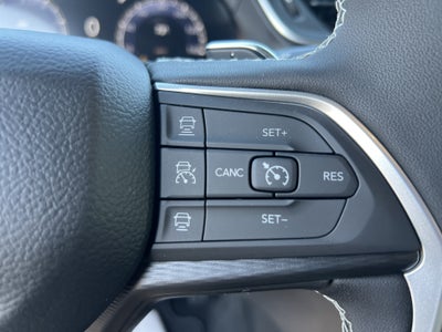 2027 Jeep Grand Cherokee Laredo