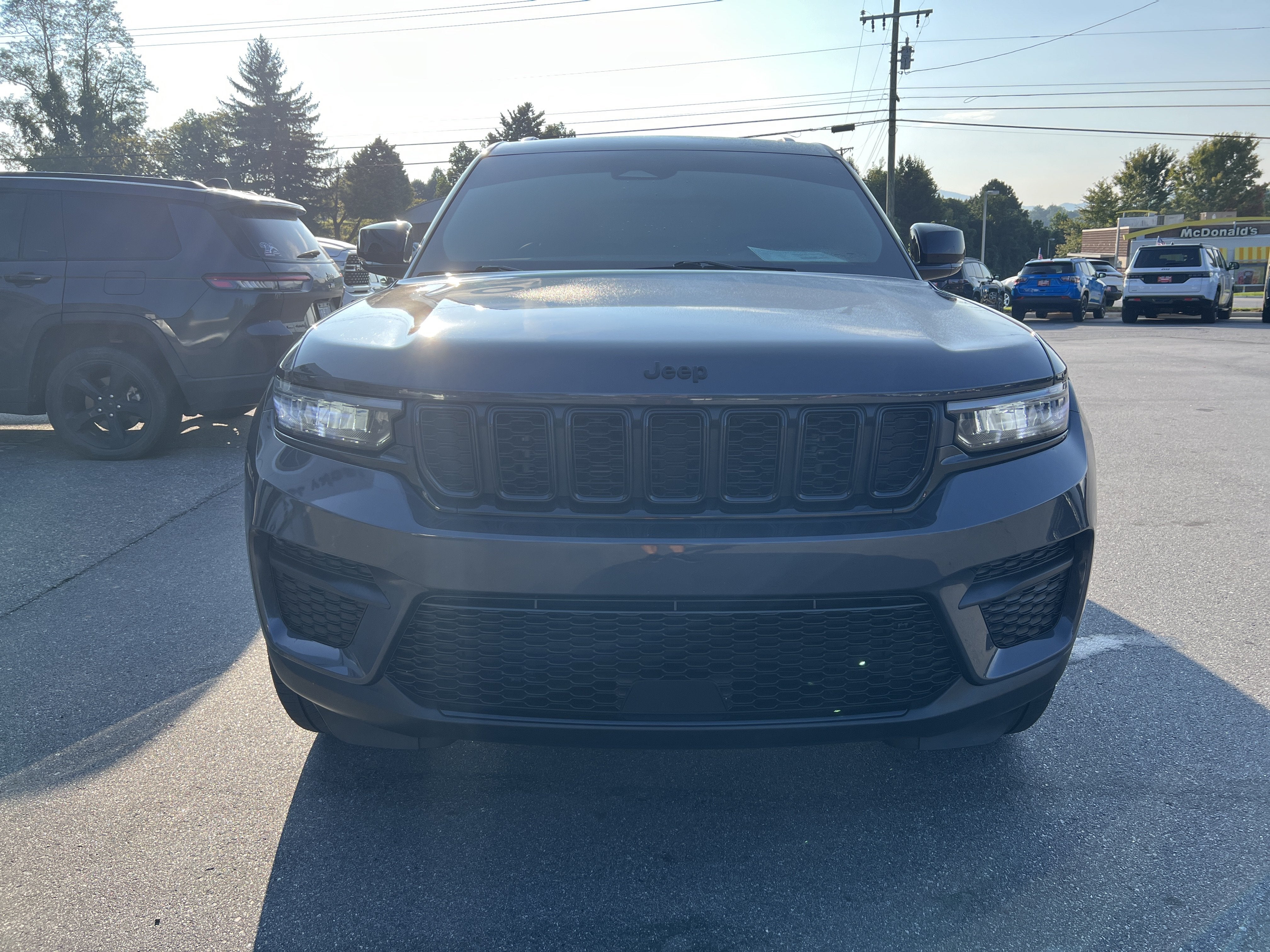 2023 Jeep Grand Cherokee Altitude