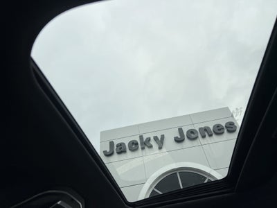 2025 Jeep Grand Cherokee Laredo X