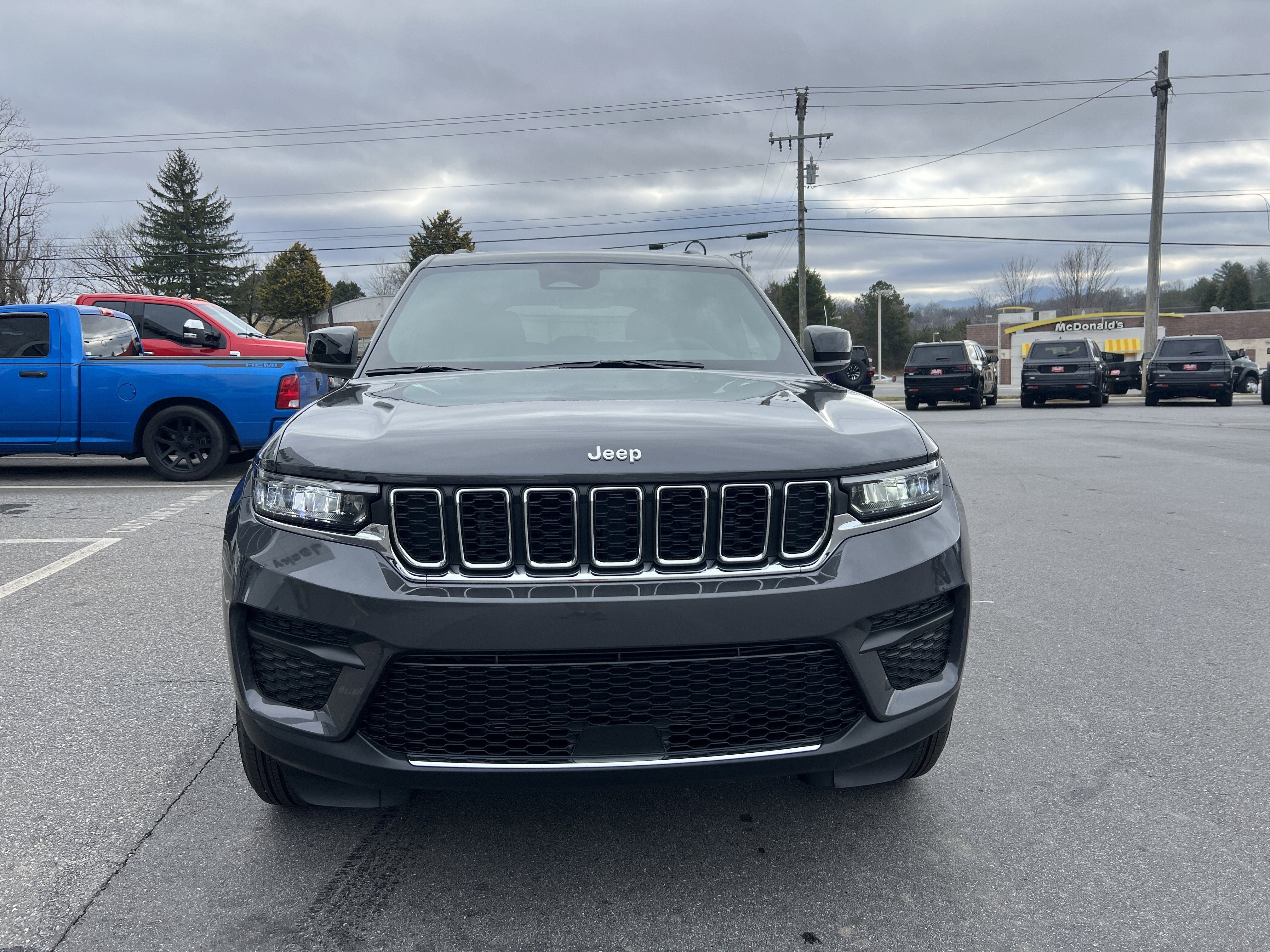 2025 Jeep Grand Cherokee Laredo X