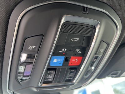 2027 Jeep Grand Cherokee Laredo X