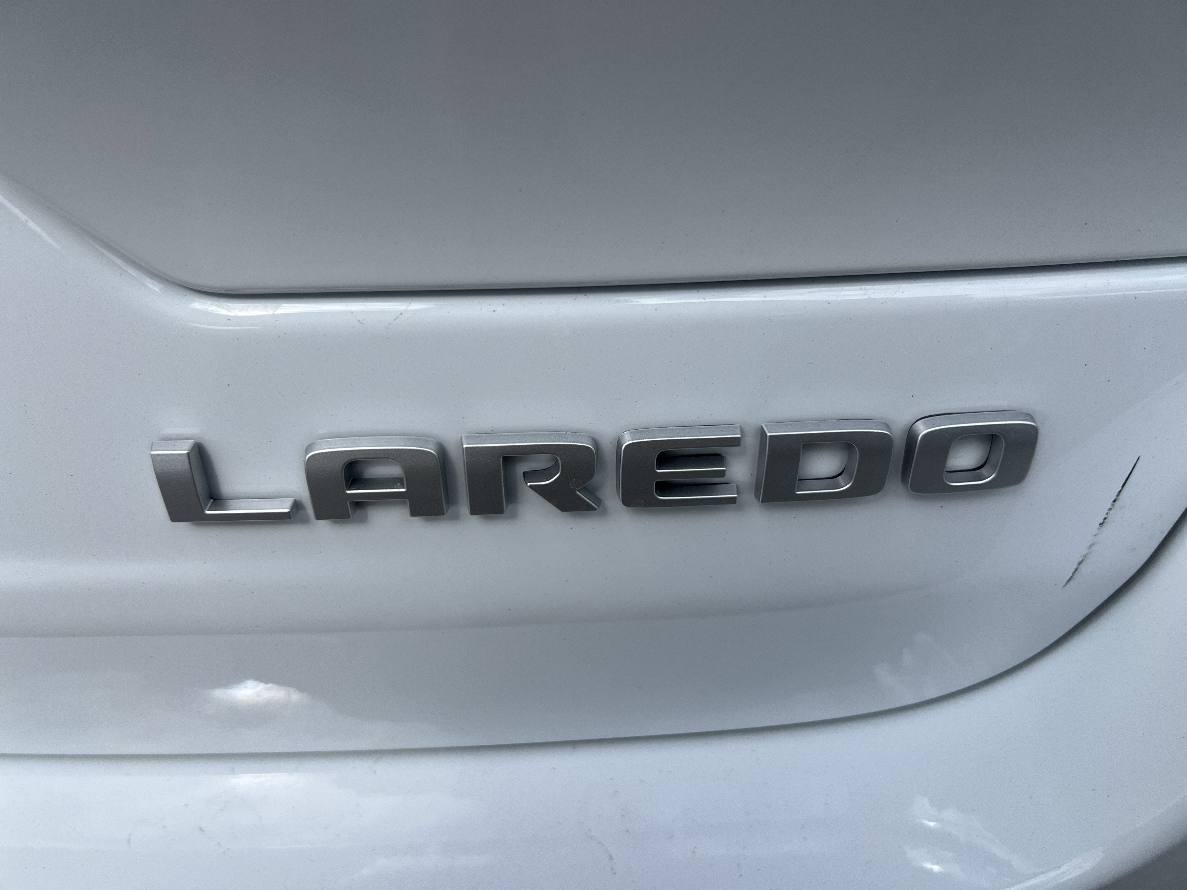 2026 Jeep Grand Cherokee Laredo