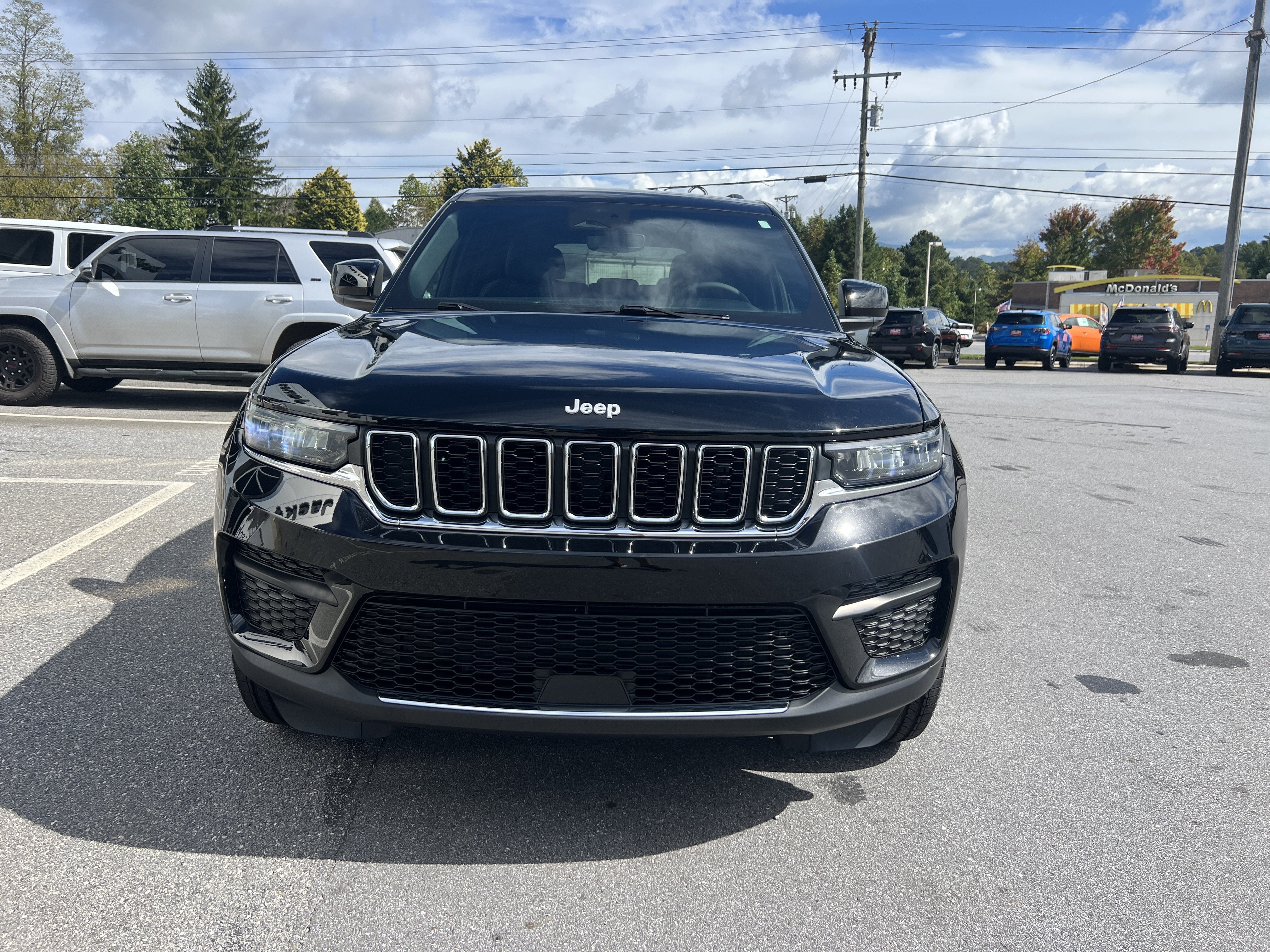 2024 Jeep Grand Cherokee Laredo