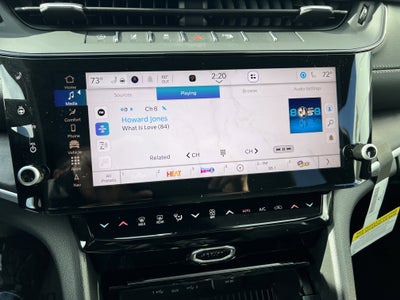 2026 Jeep Grand Cherokee Laredo Altitude