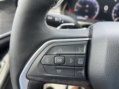 2026 Jeep Grand Cherokee Laredo Altitude