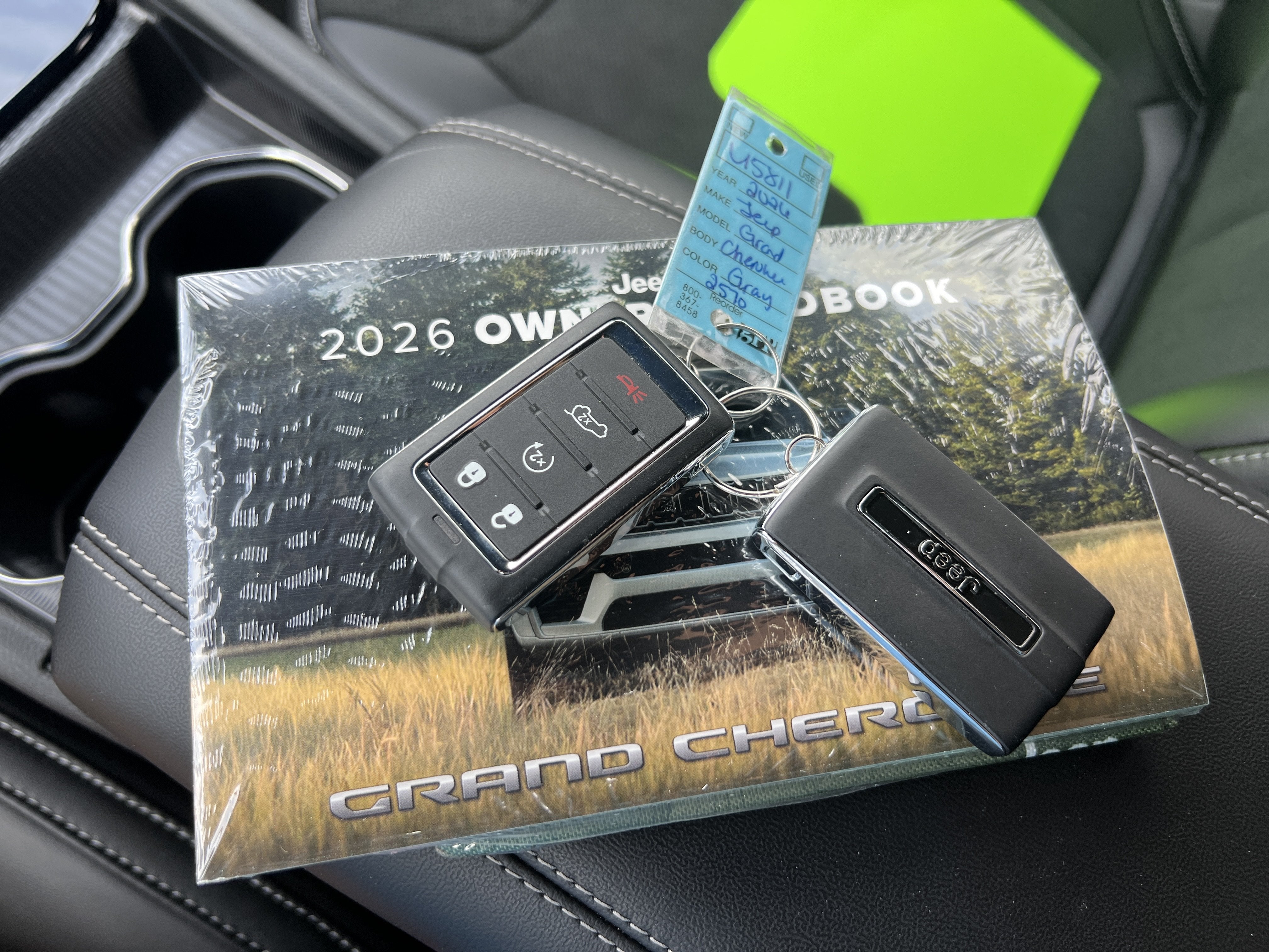 2026 Jeep Grand Cherokee Laredo Altitude