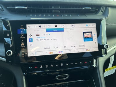 2026 Jeep Grand Cherokee Laredo Altitude