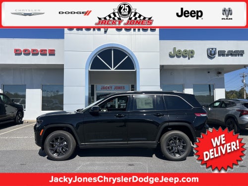 2027 Jeep Grand Cherokee Laredo Altitude