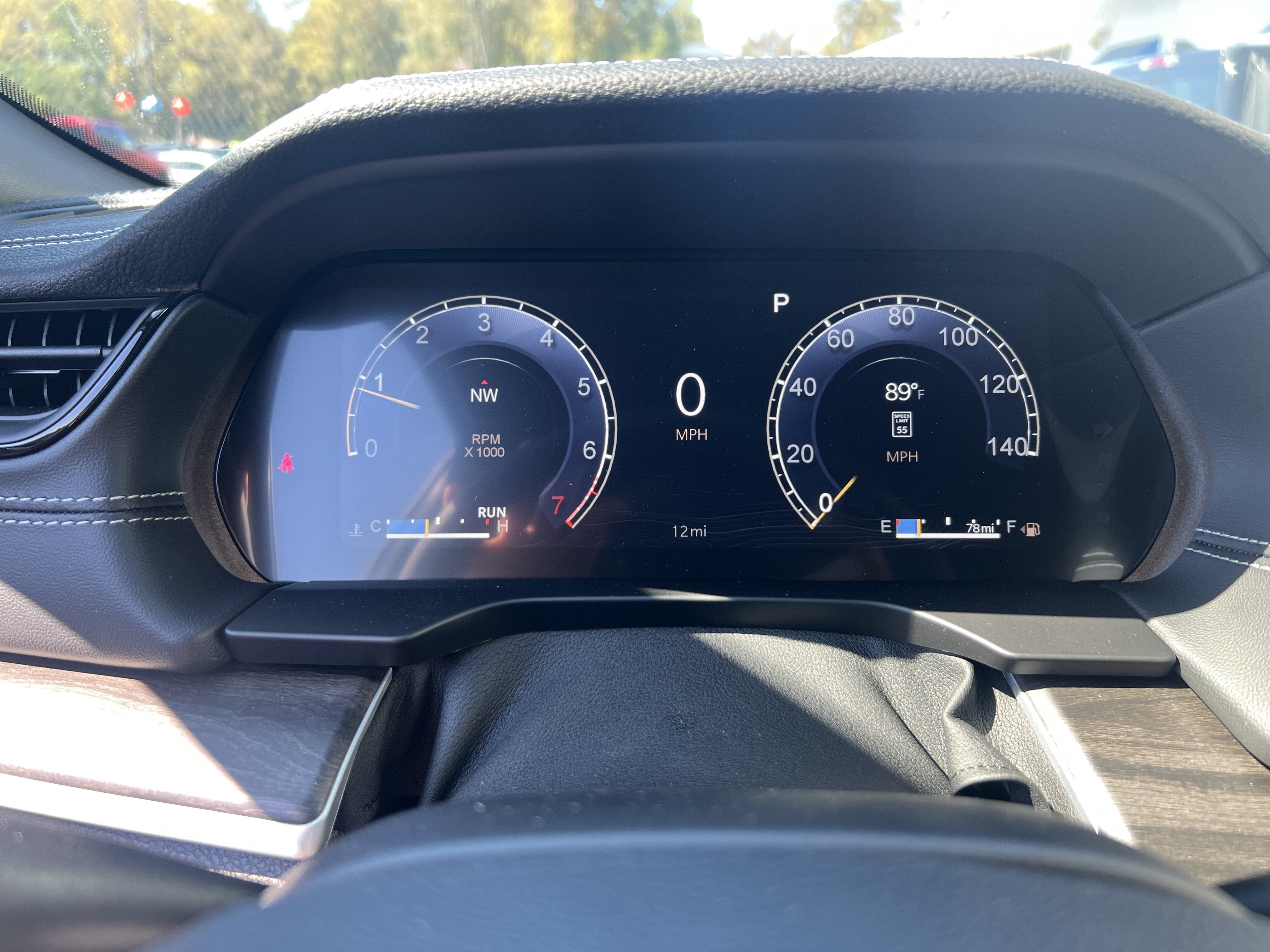 2027 Jeep Grand Cherokee Laredo Altitude