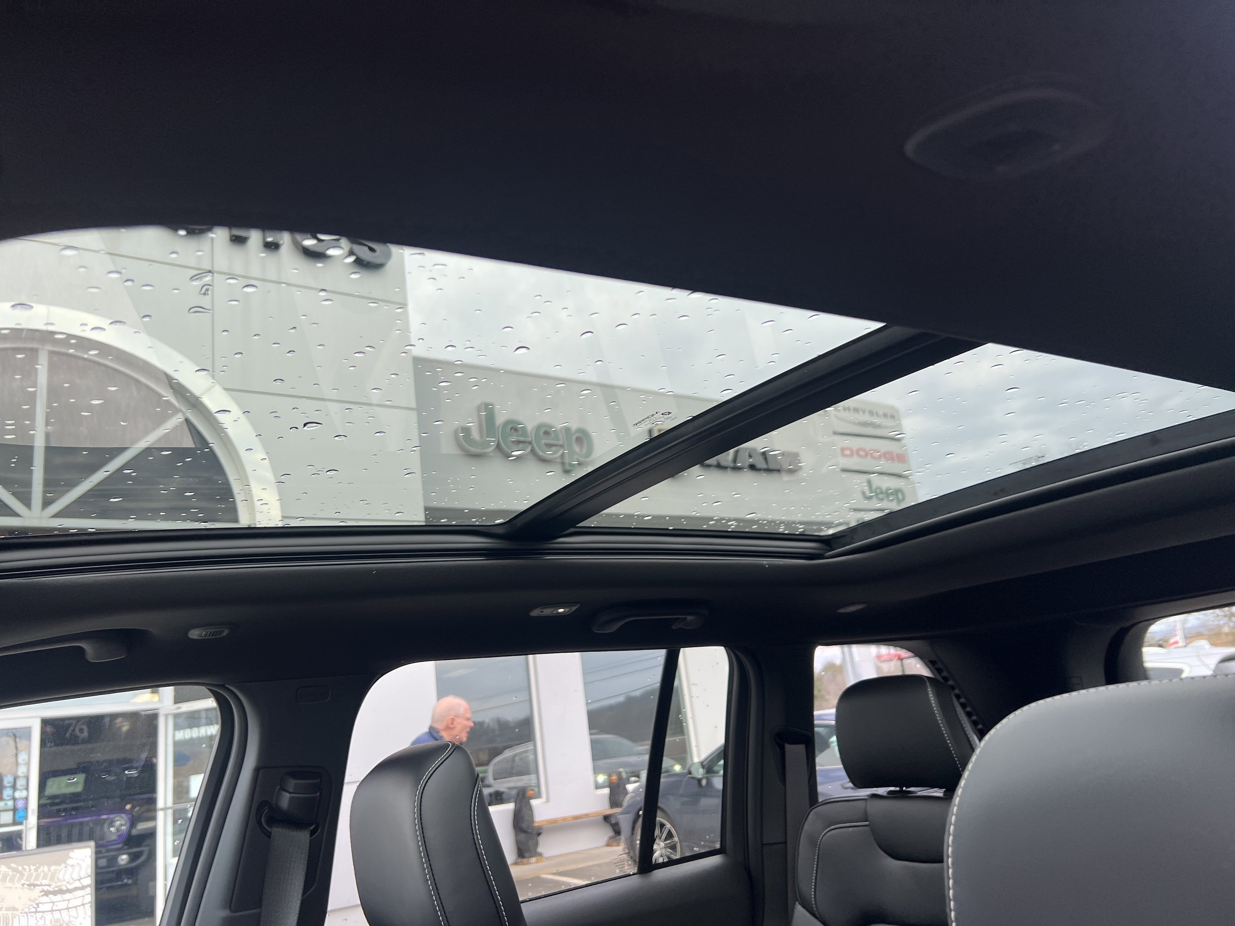 2026 Jeep Grand Cherokee Limited Reserve