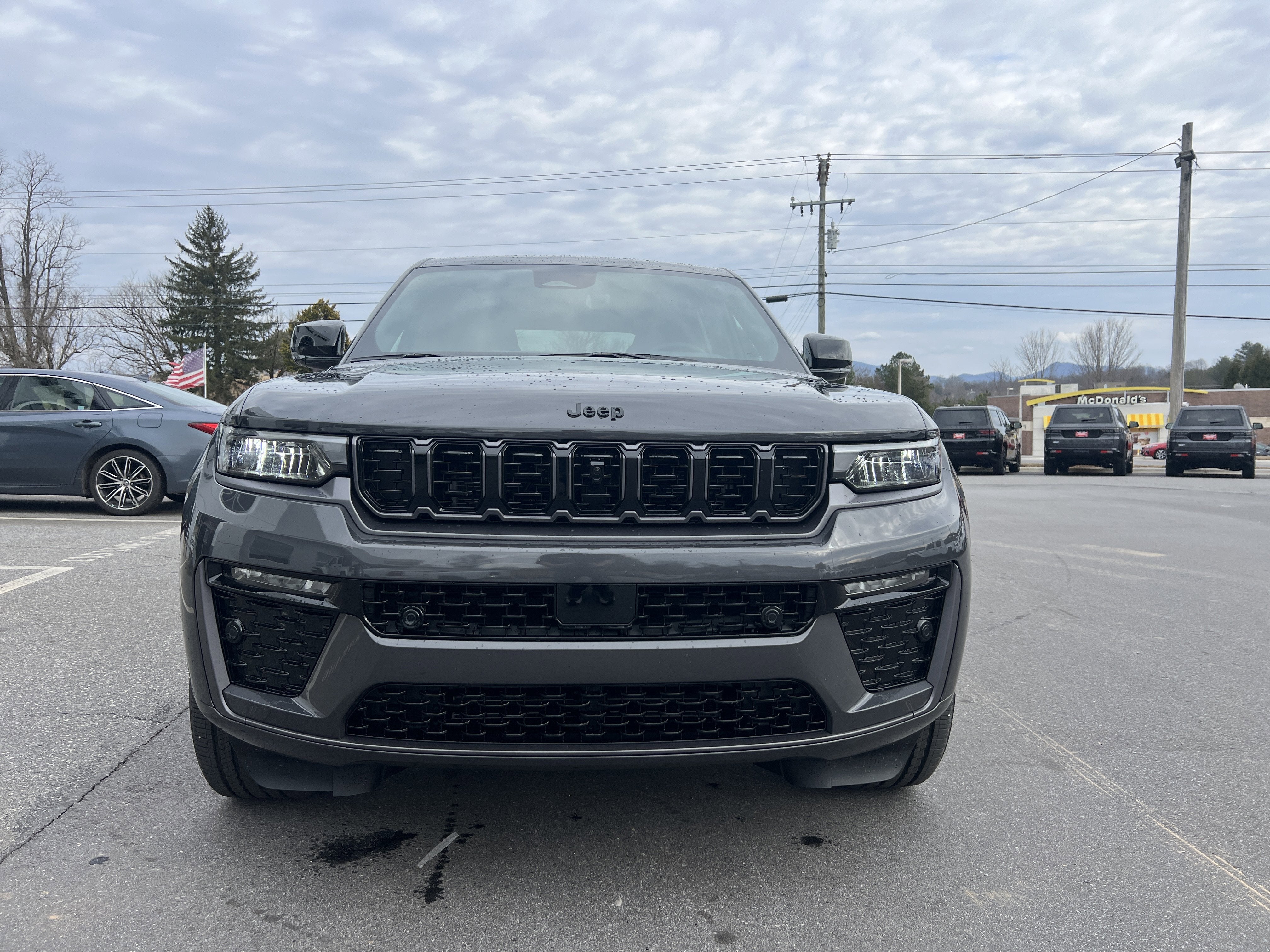 2026 Jeep Grand Cherokee Limited Reserve