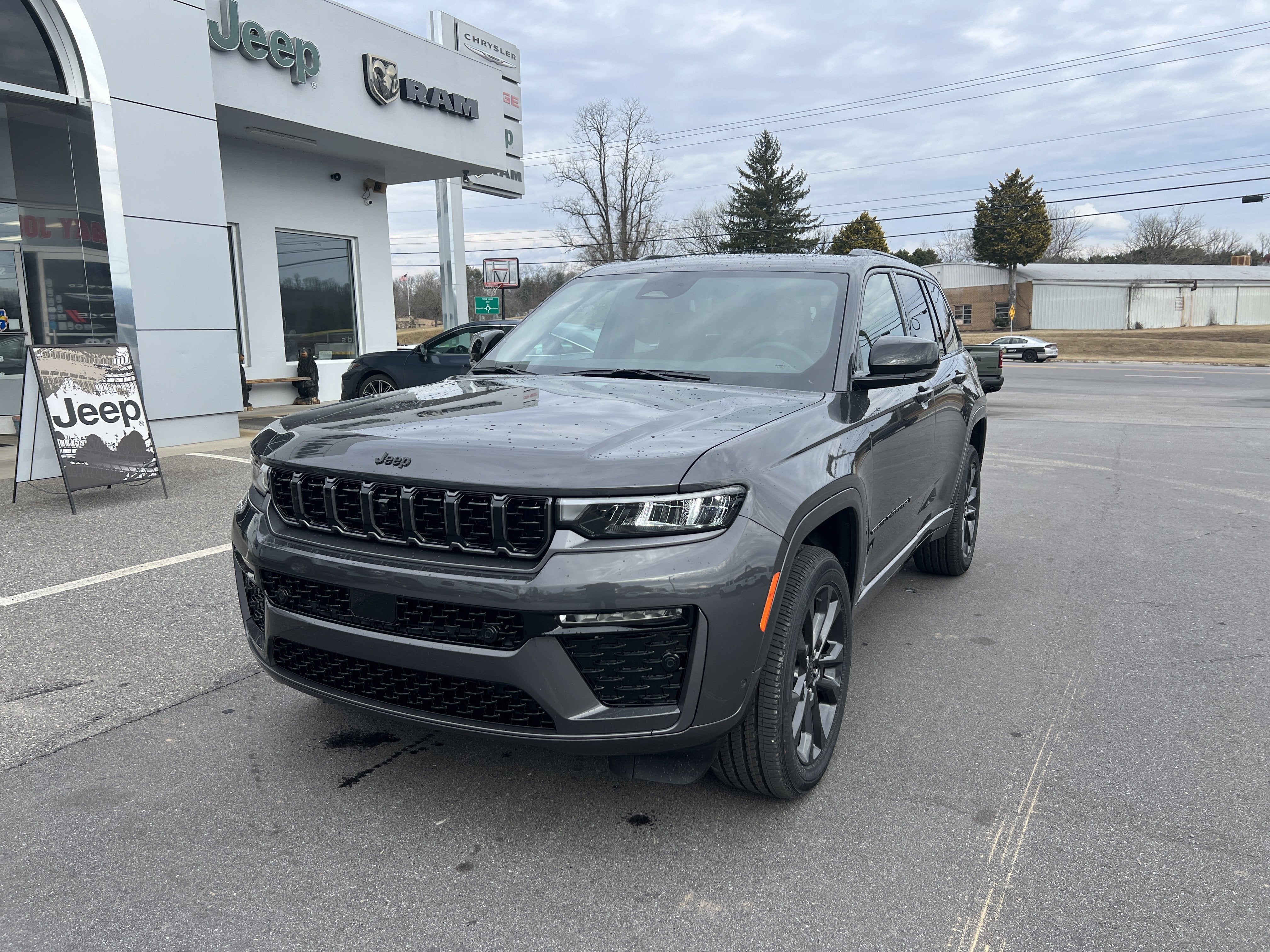 2026 Jeep Grand Cherokee Limited Reserve