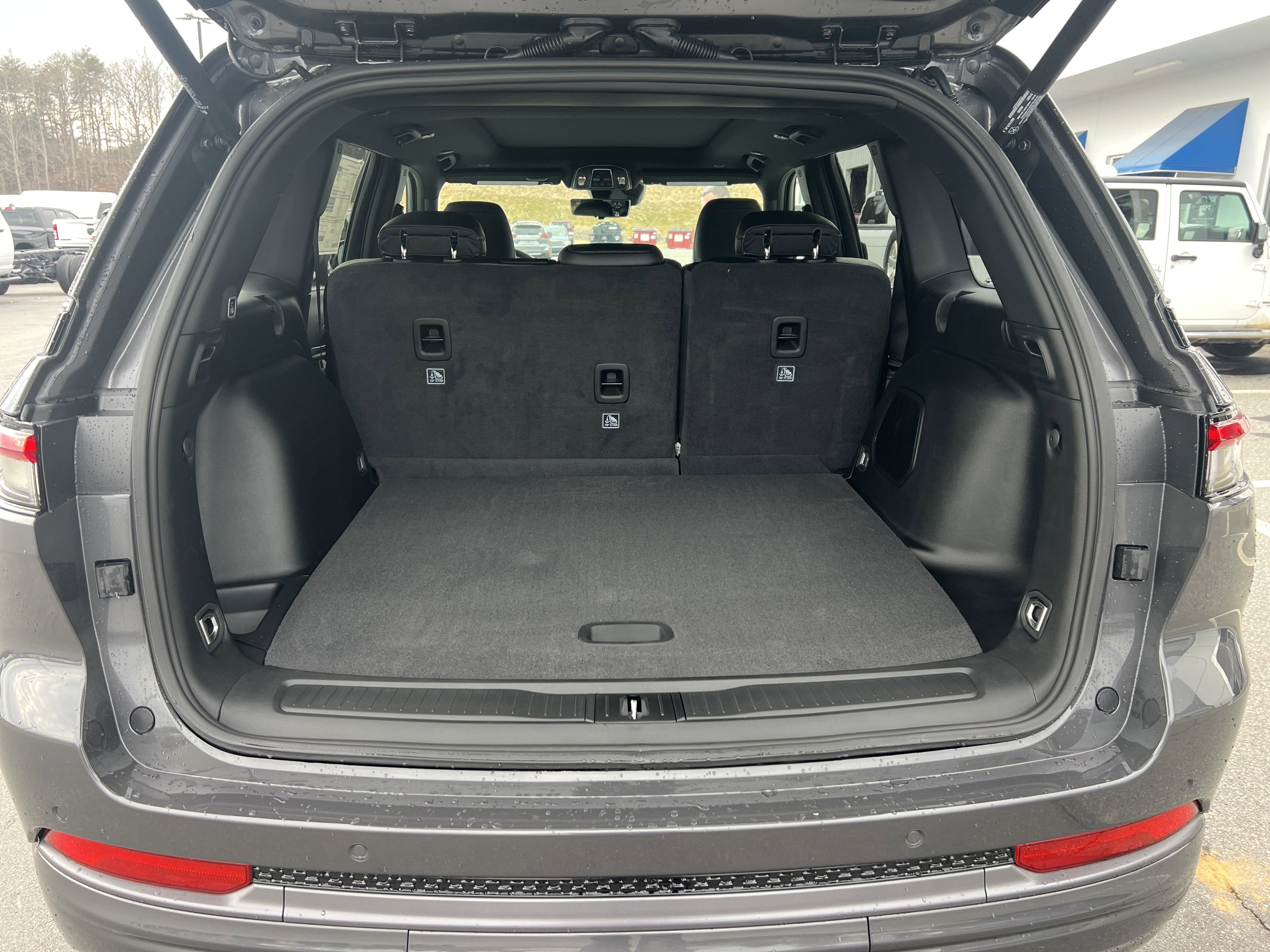 2026 Jeep Grand Cherokee Limited Reserve