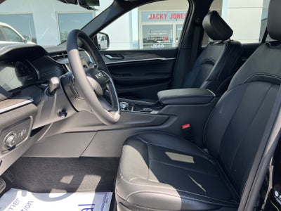 2027 Jeep Grand Cherokee Limited Reserve