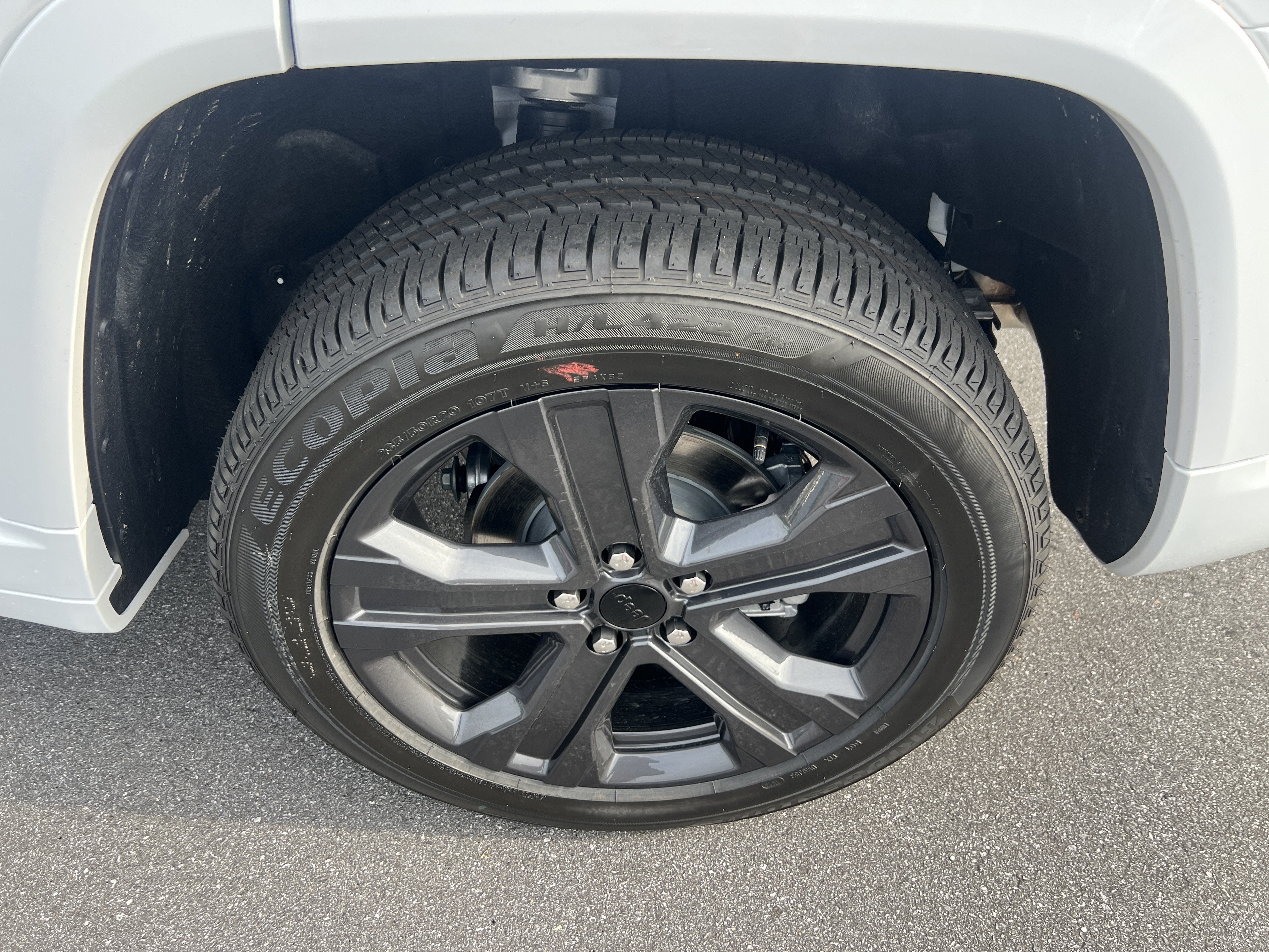 2027 Jeep Grand Cherokee Limited Reserve