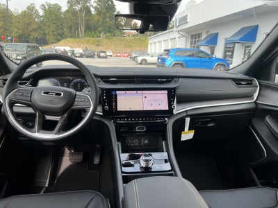 2027 Jeep Grand Cherokee Limited Reserve