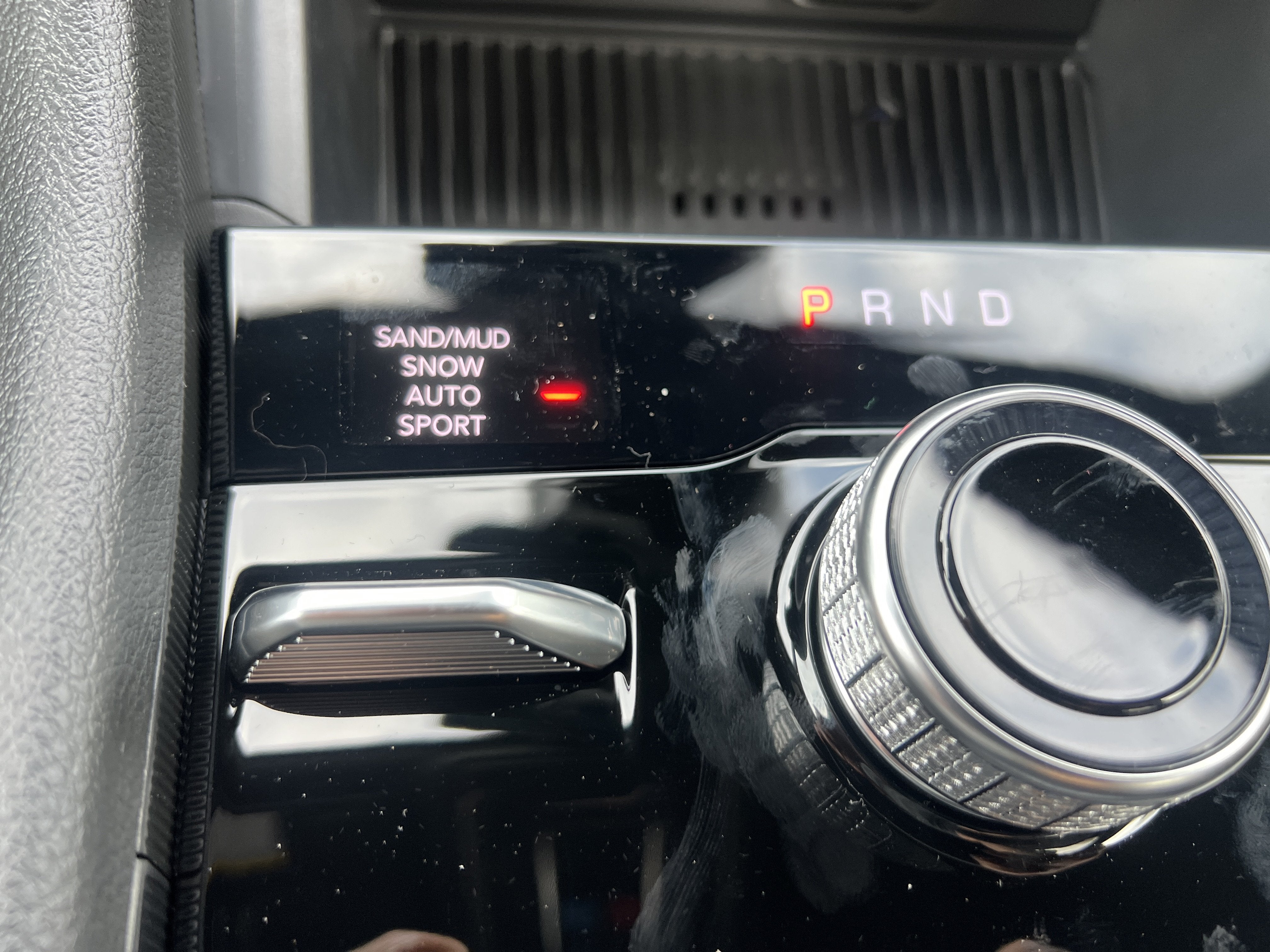 2027 Jeep Grand Cherokee Limited Reserve