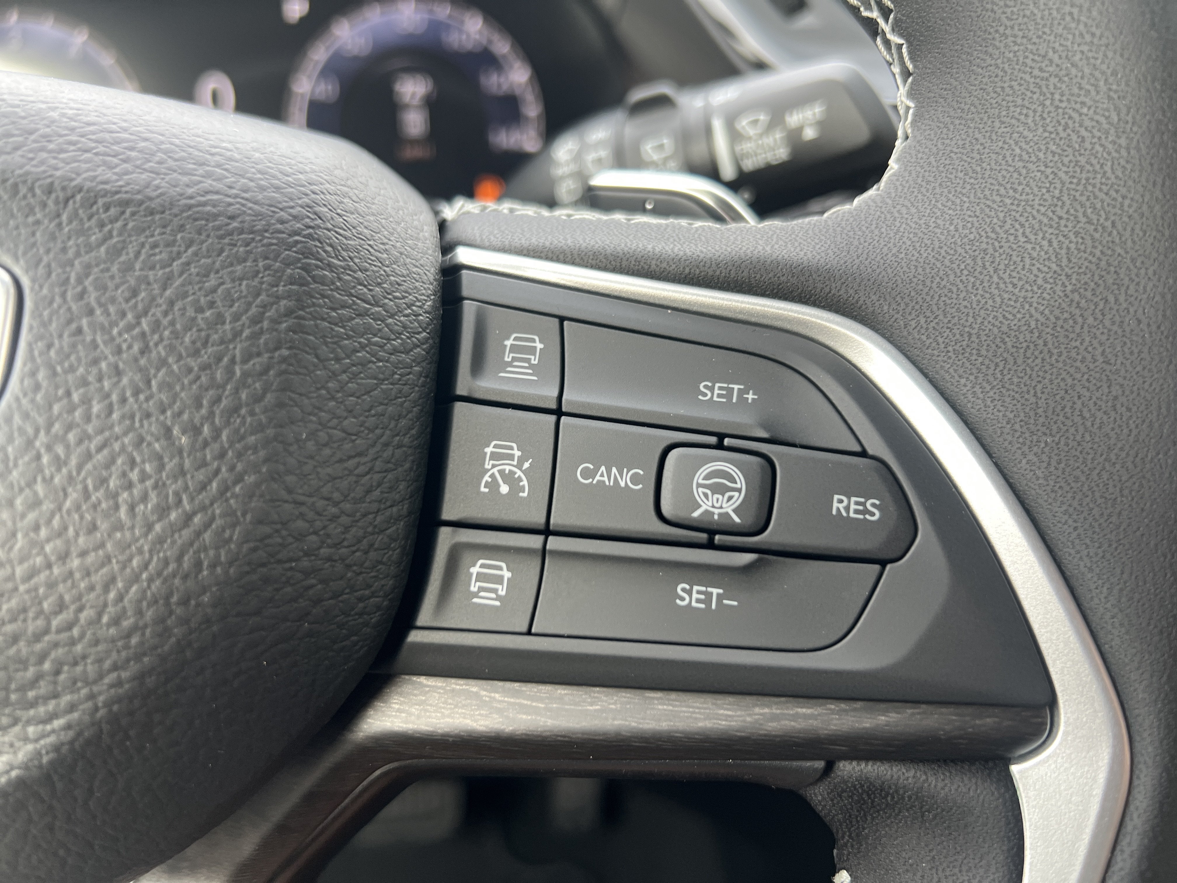 2027 Jeep Grand Cherokee Limited Reserve