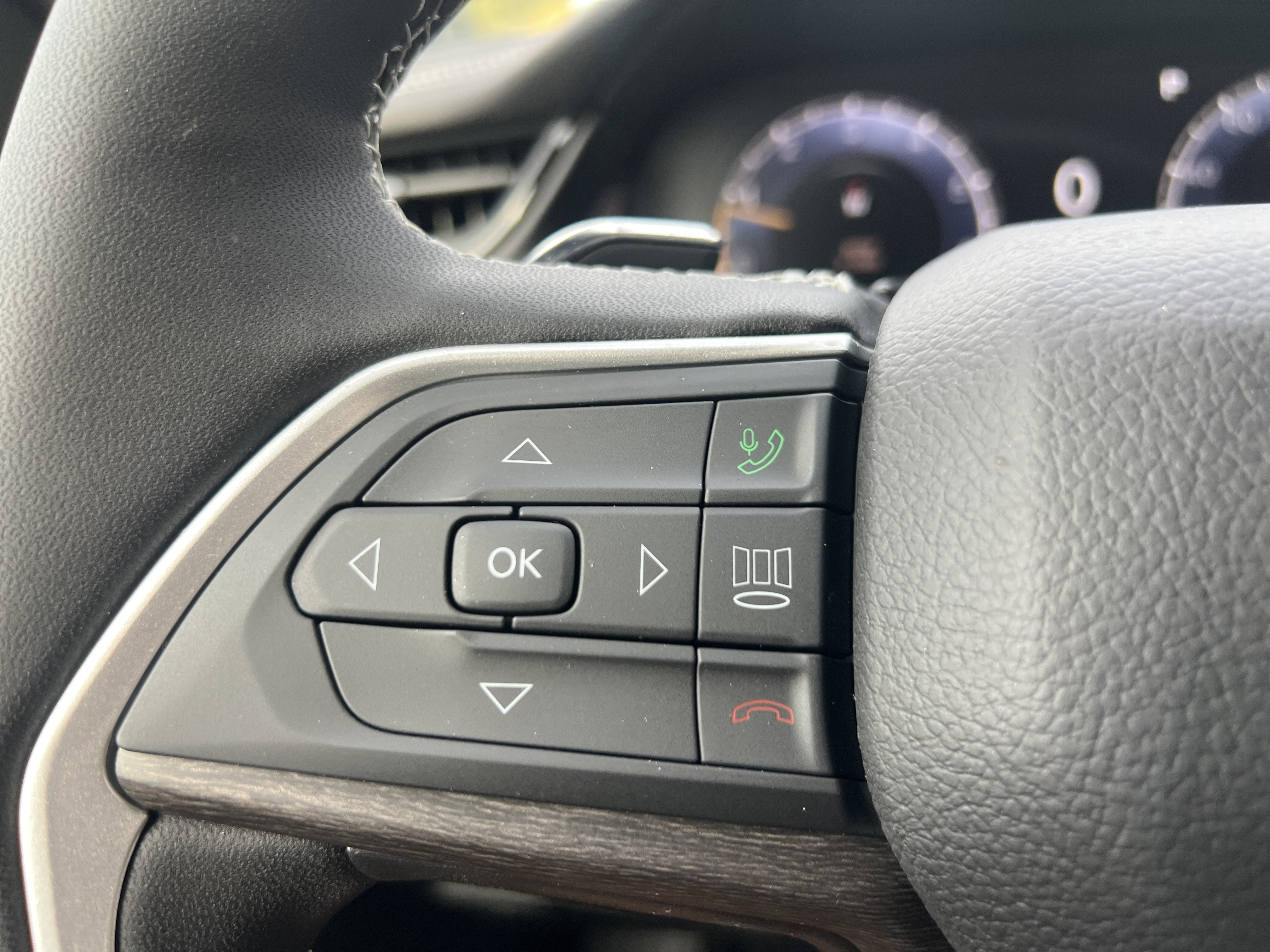 2027 Jeep Grand Cherokee Limited Reserve
