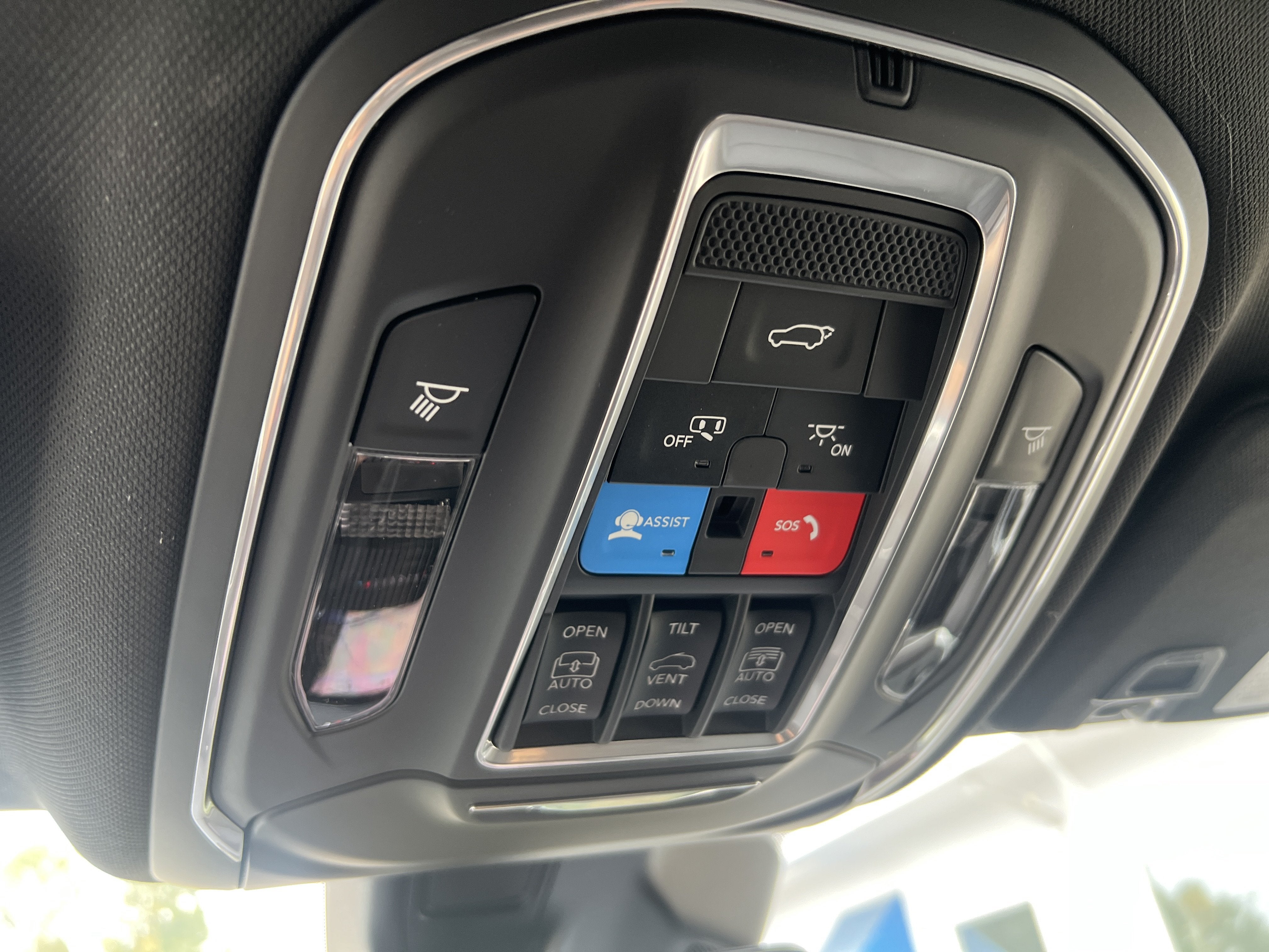 2027 Jeep Grand Cherokee Limited Reserve