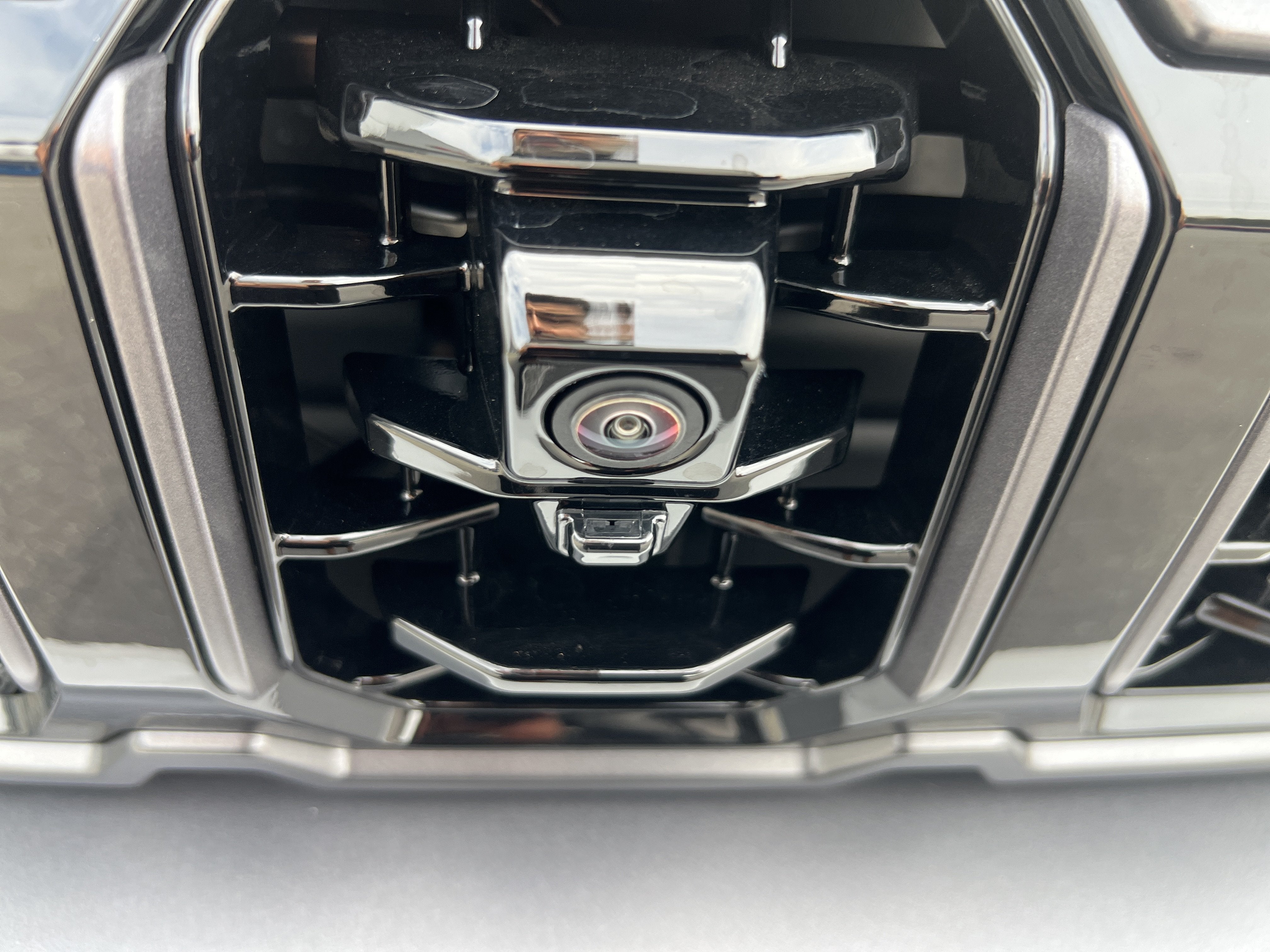 2027 Jeep Grand Cherokee Limited Reserve