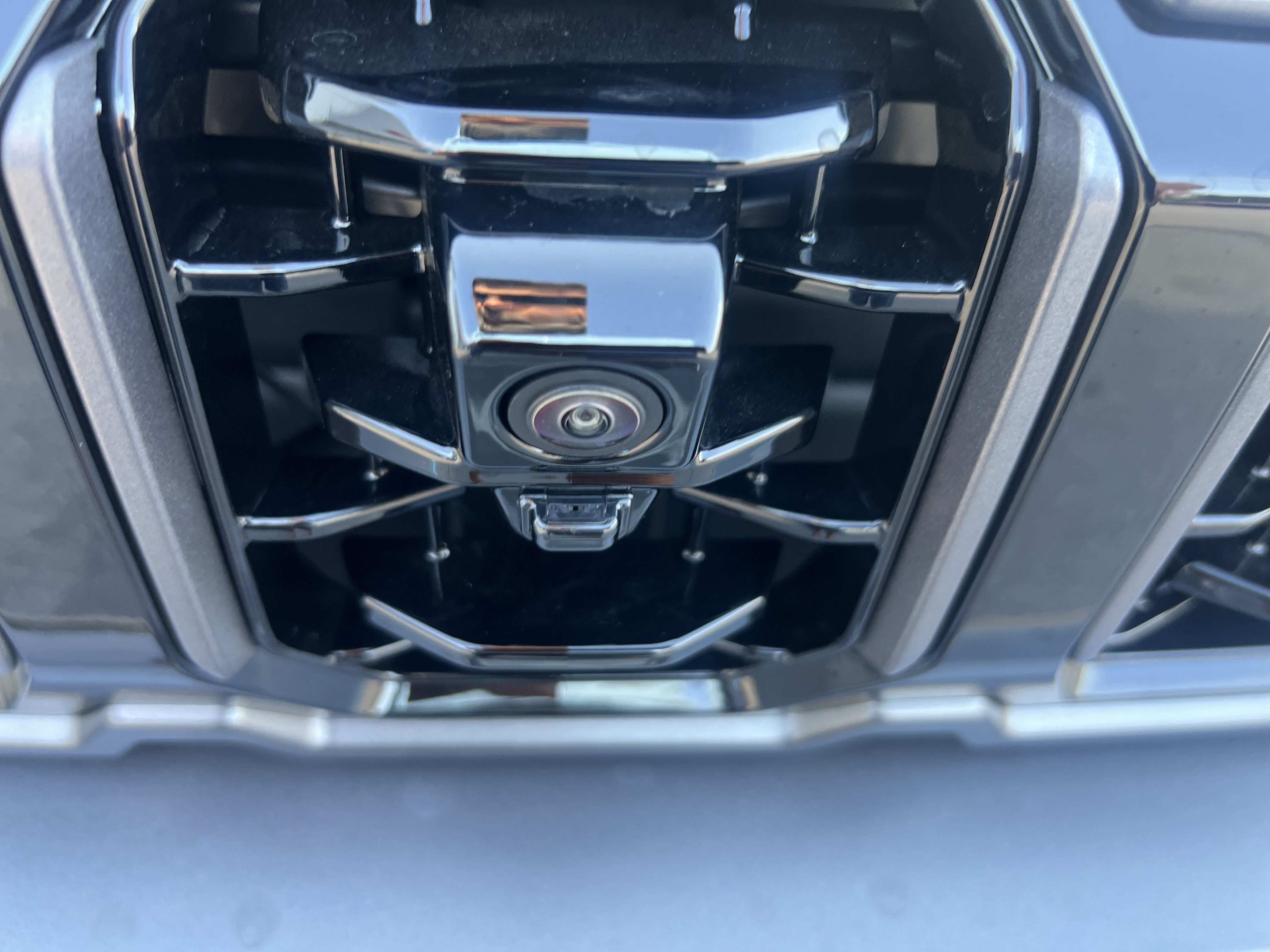 2027 Jeep Grand Cherokee Limited Reserve