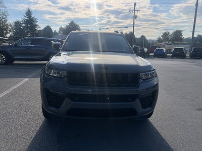 2027 Jeep Grand Cherokee Limited Reserve