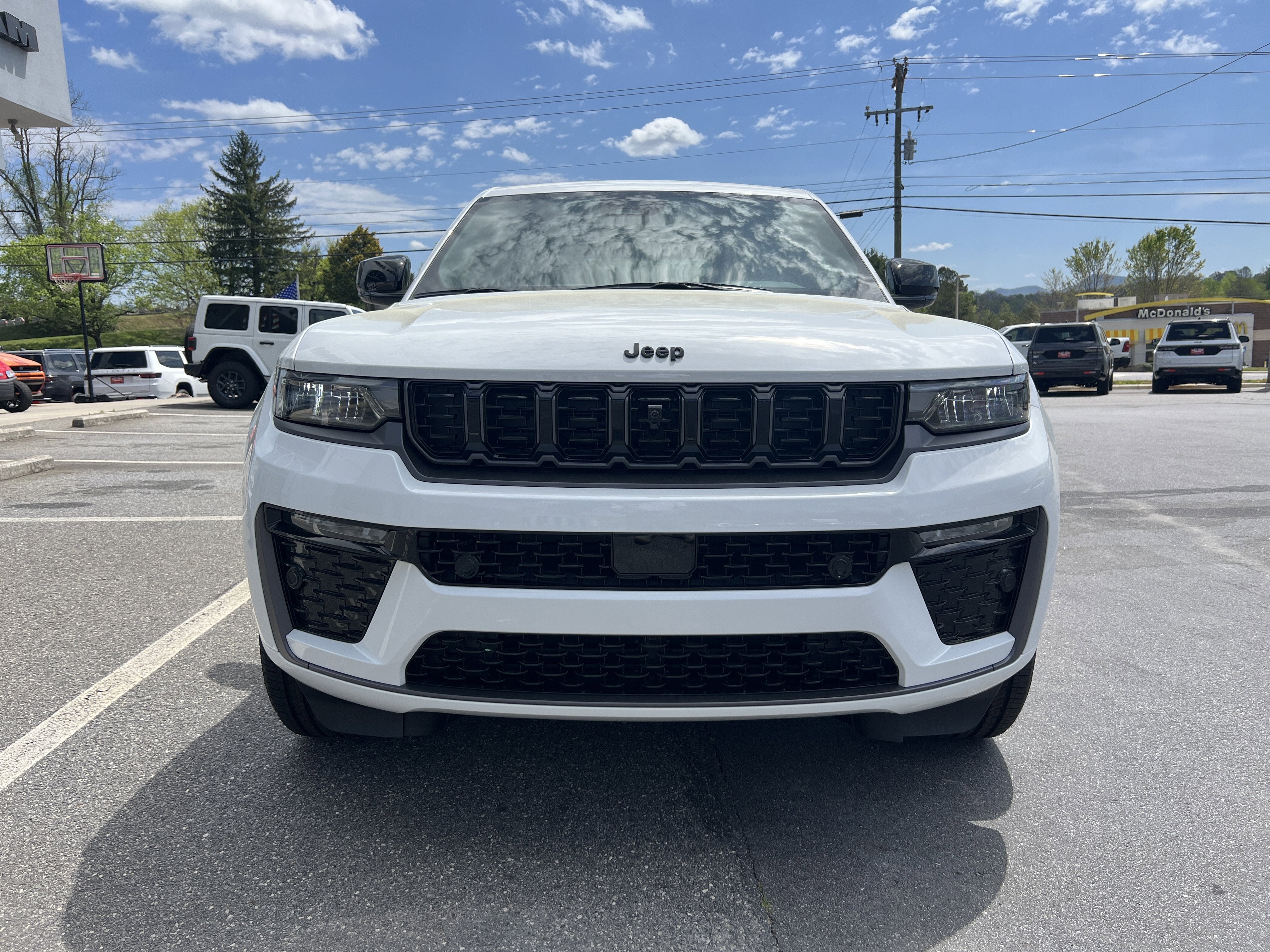 2026 Jeep Grand Cherokee Limited Reserve