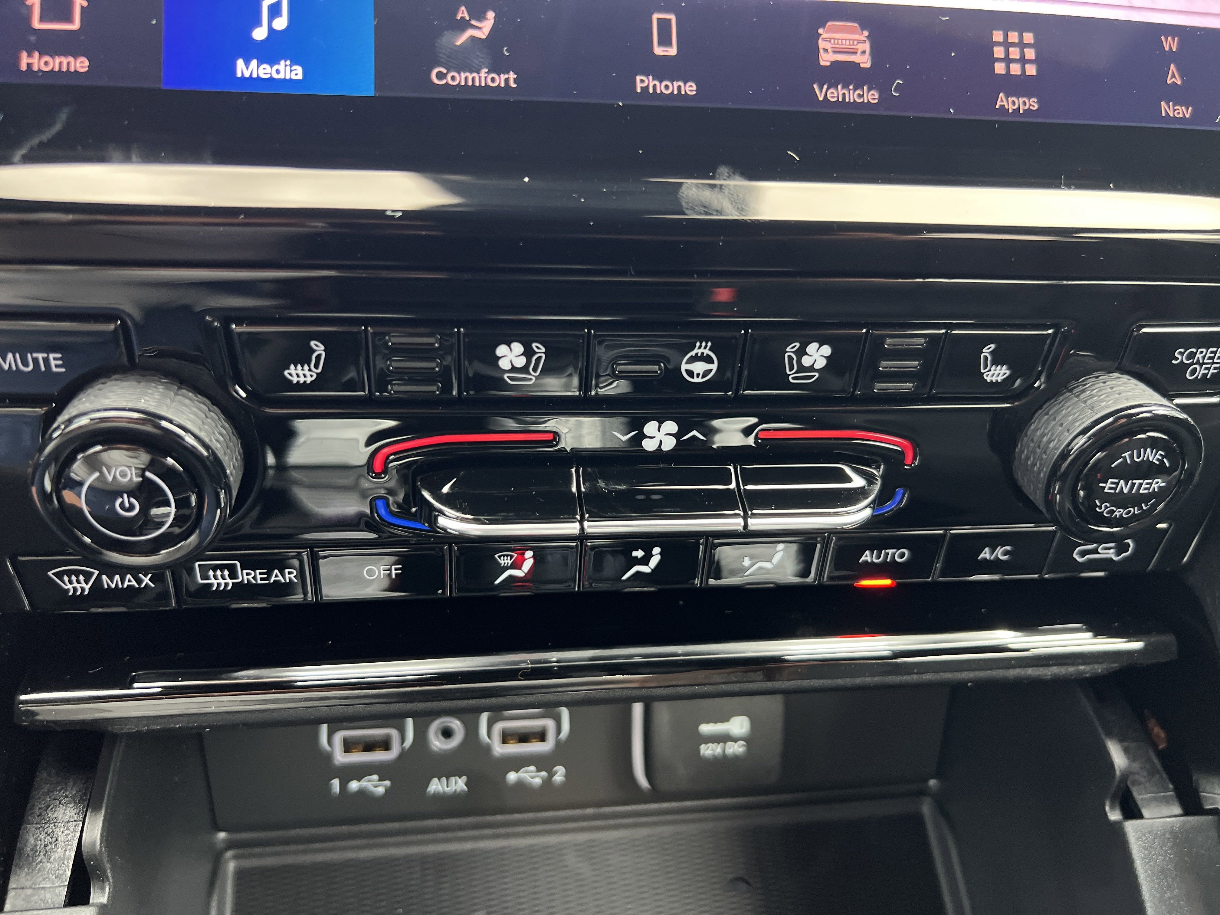 2025 Jeep Grand Cherokee Overland