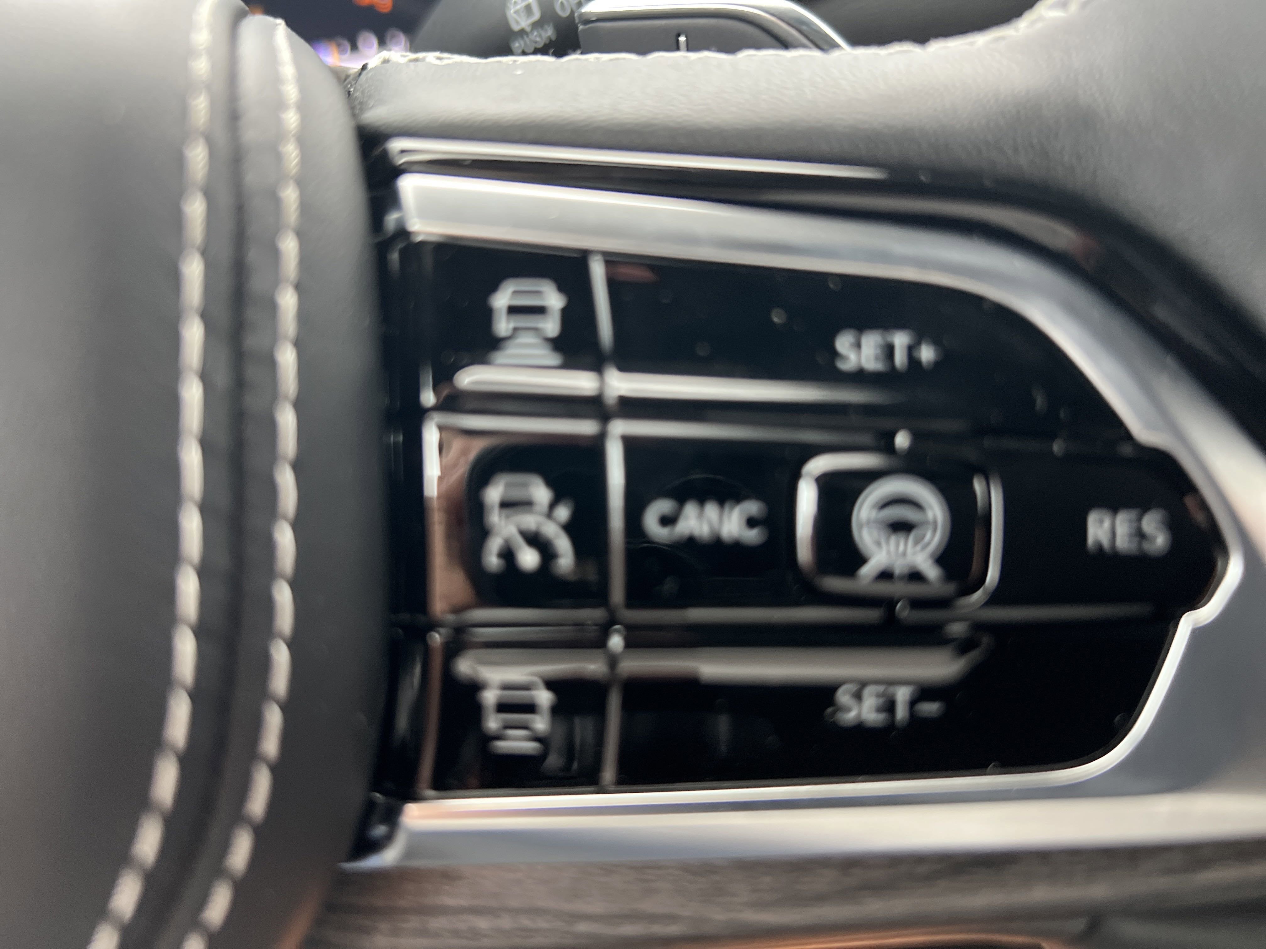 2025 Jeep Grand Cherokee Overland