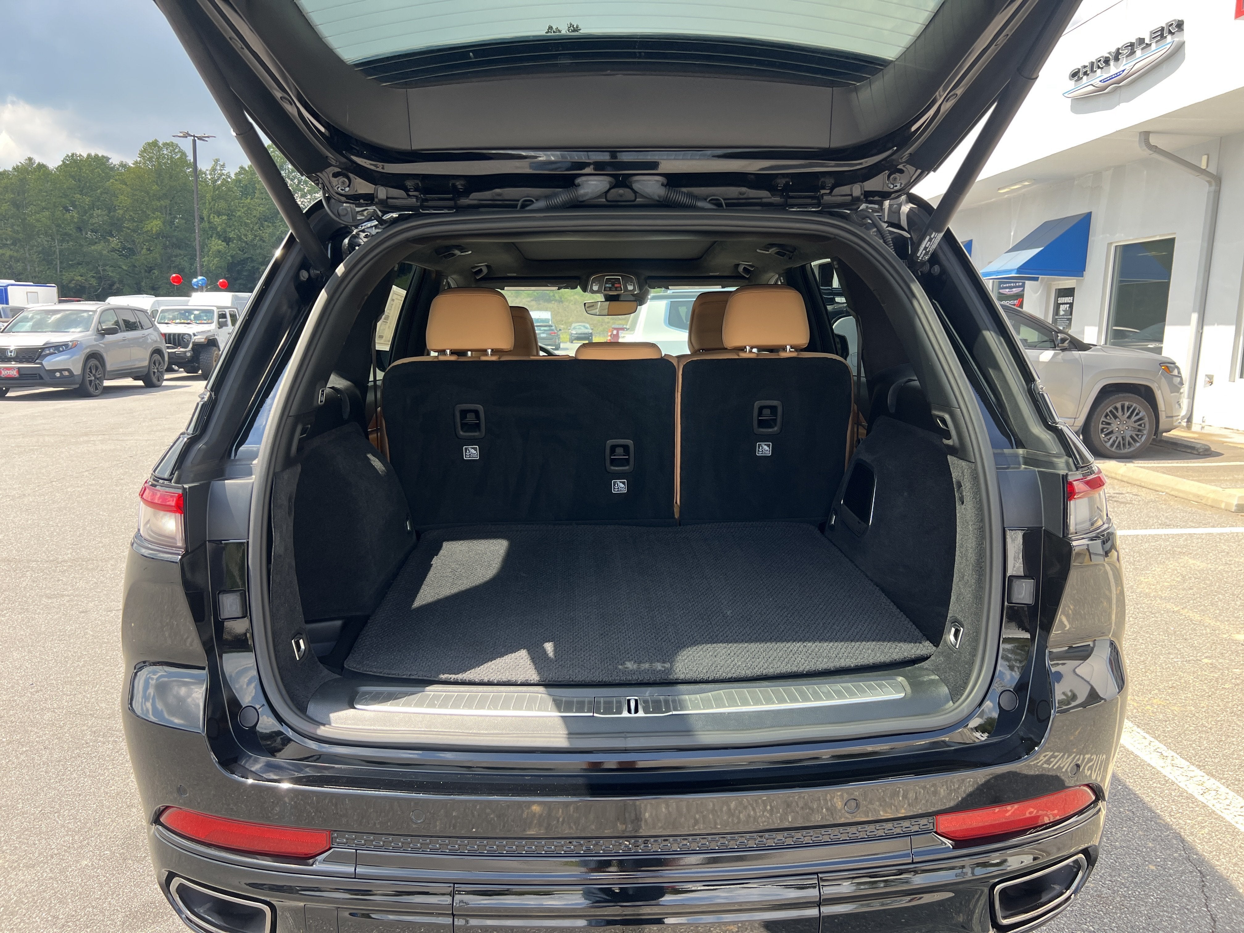2025 Jeep Grand Cherokee Summit Reserve