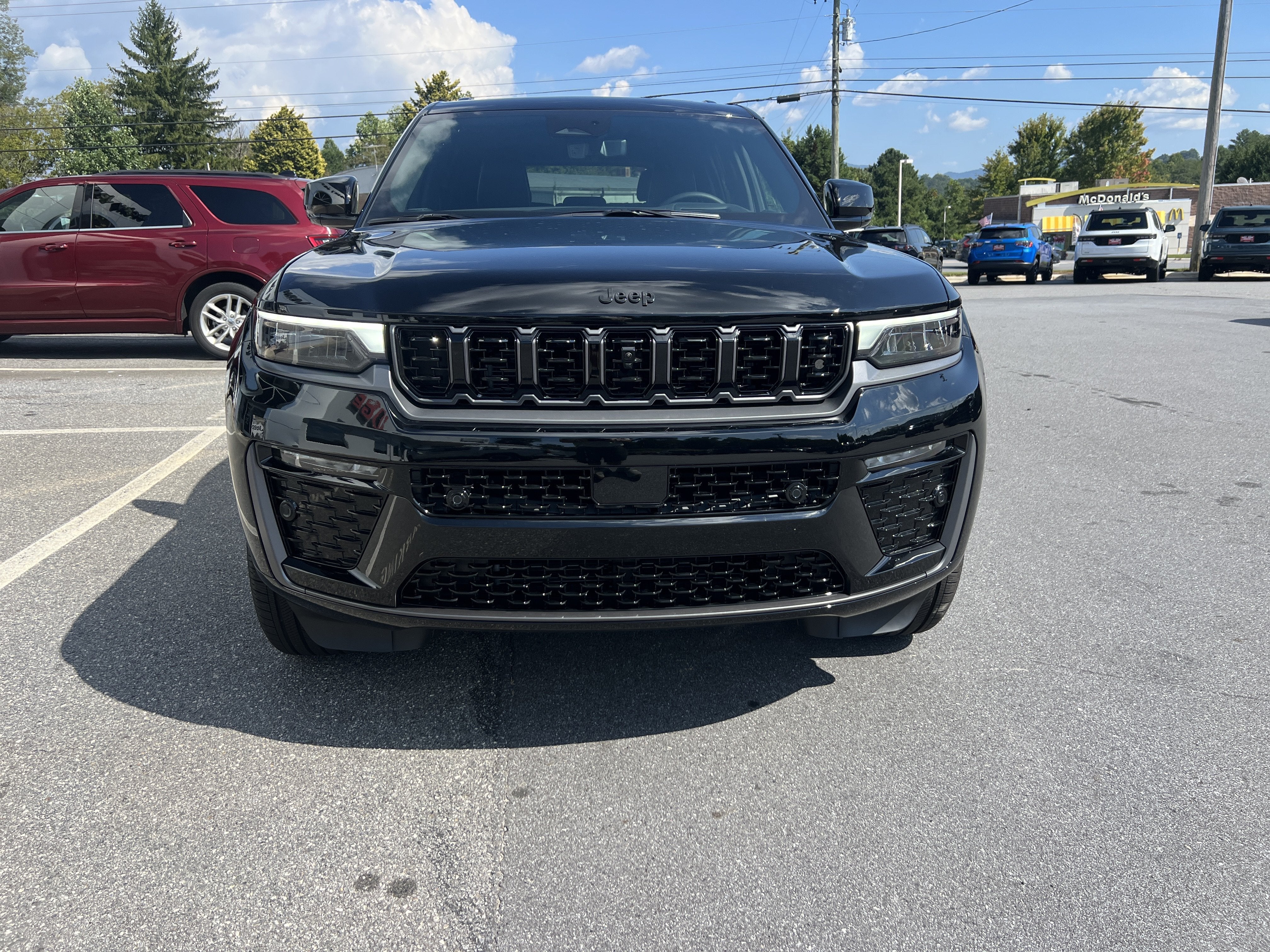 2027 Jeep Grand Cherokee Summit